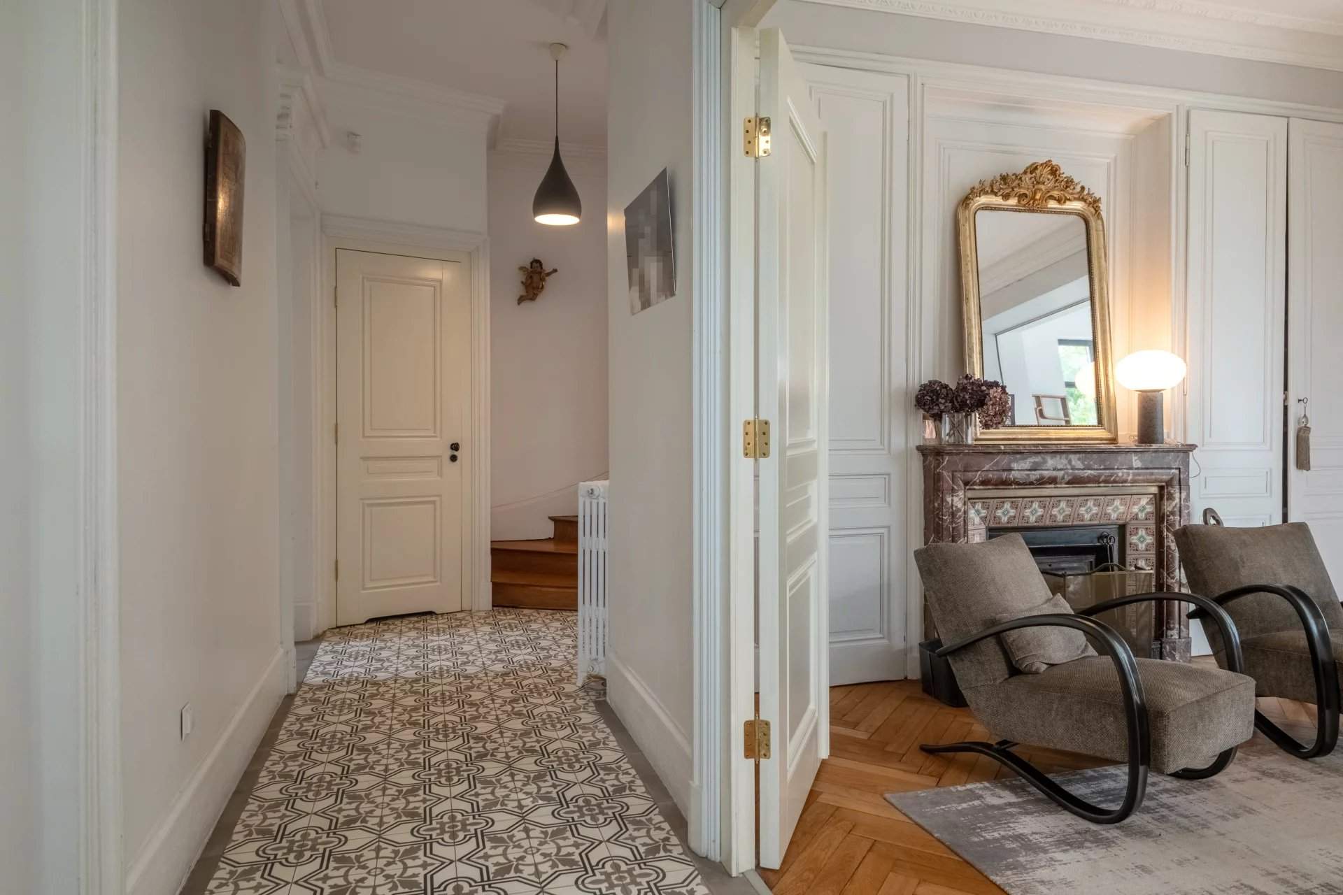 Caluire-et-Cuire  - Maison 13 Pi&egrave;ces 6 Chambres - picture 12