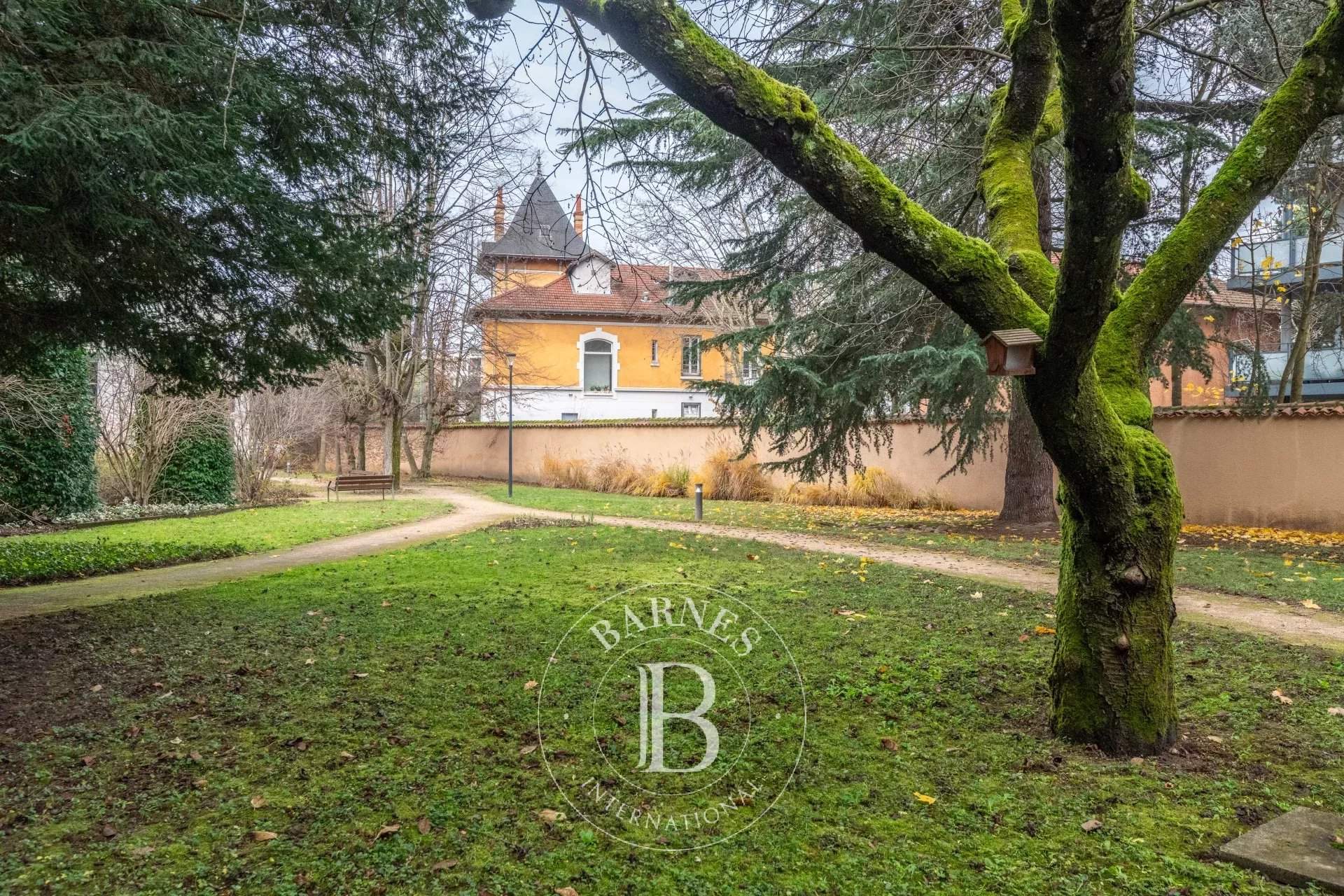 Tassin-la-Demi-Lune  - Apartment 2 Bedrooms - picture 9