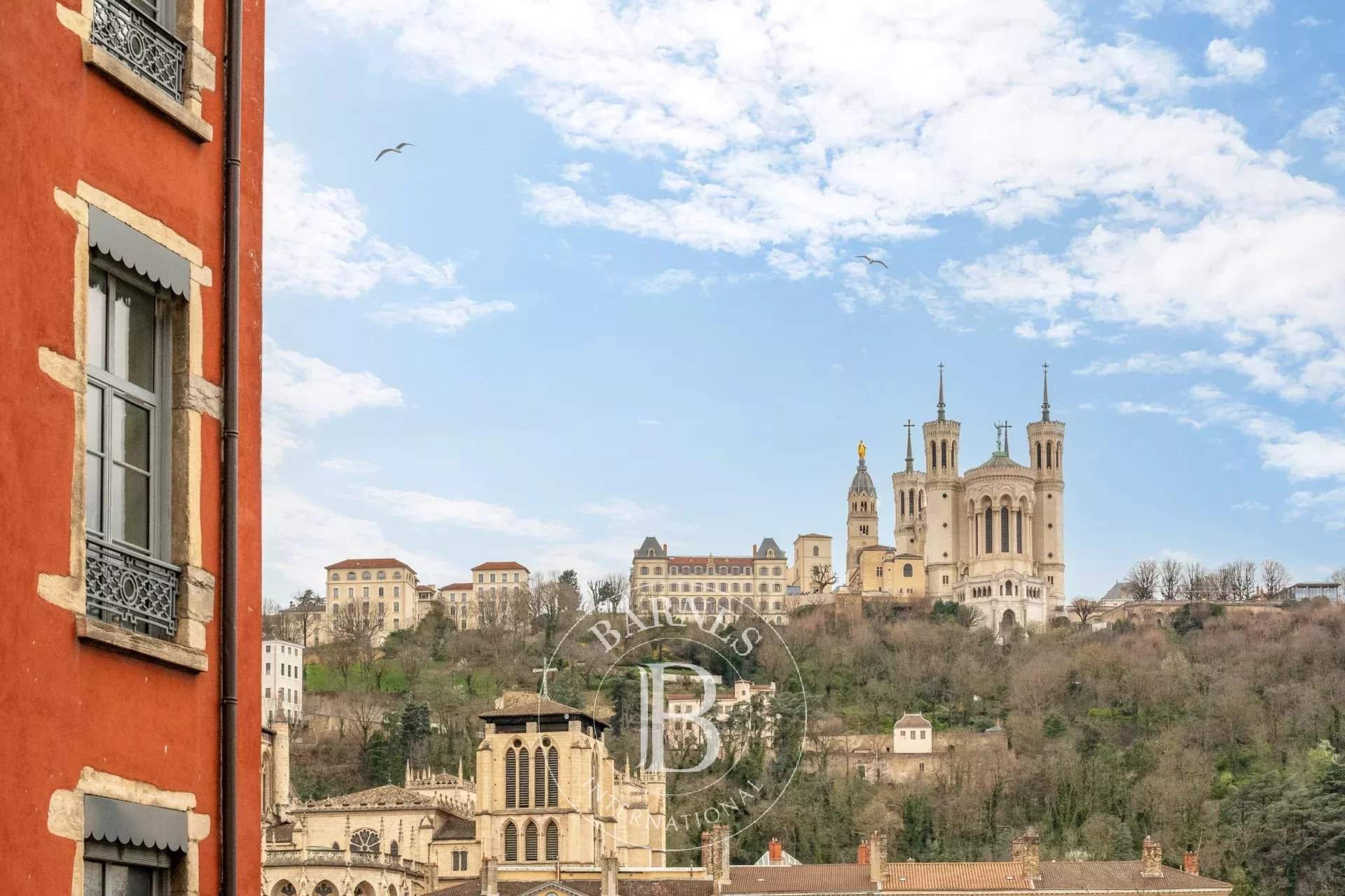 Lyon  - Appartement 5 Pi&egrave;ces 3 Chambres - picture 1