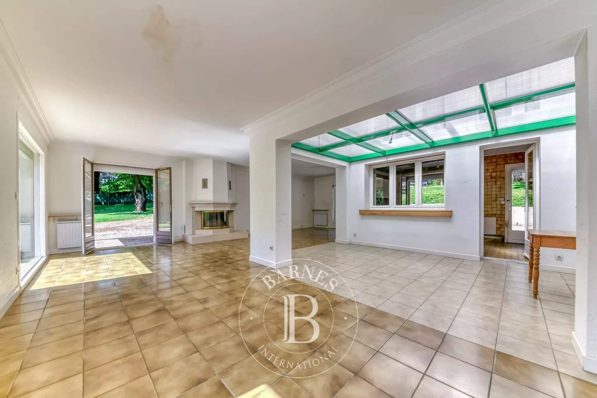 Écully  - House 4 Bedrooms - picture 3