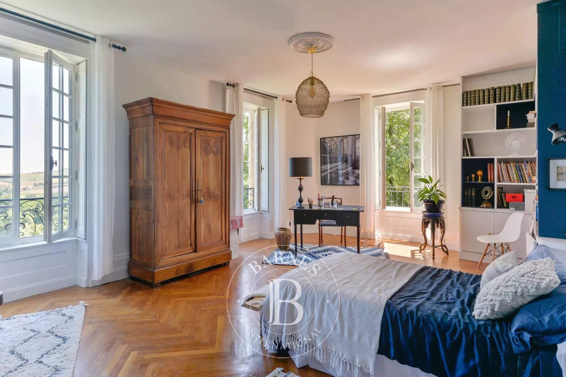 Vaugneray  - Property 7 Bedrooms - picture 9