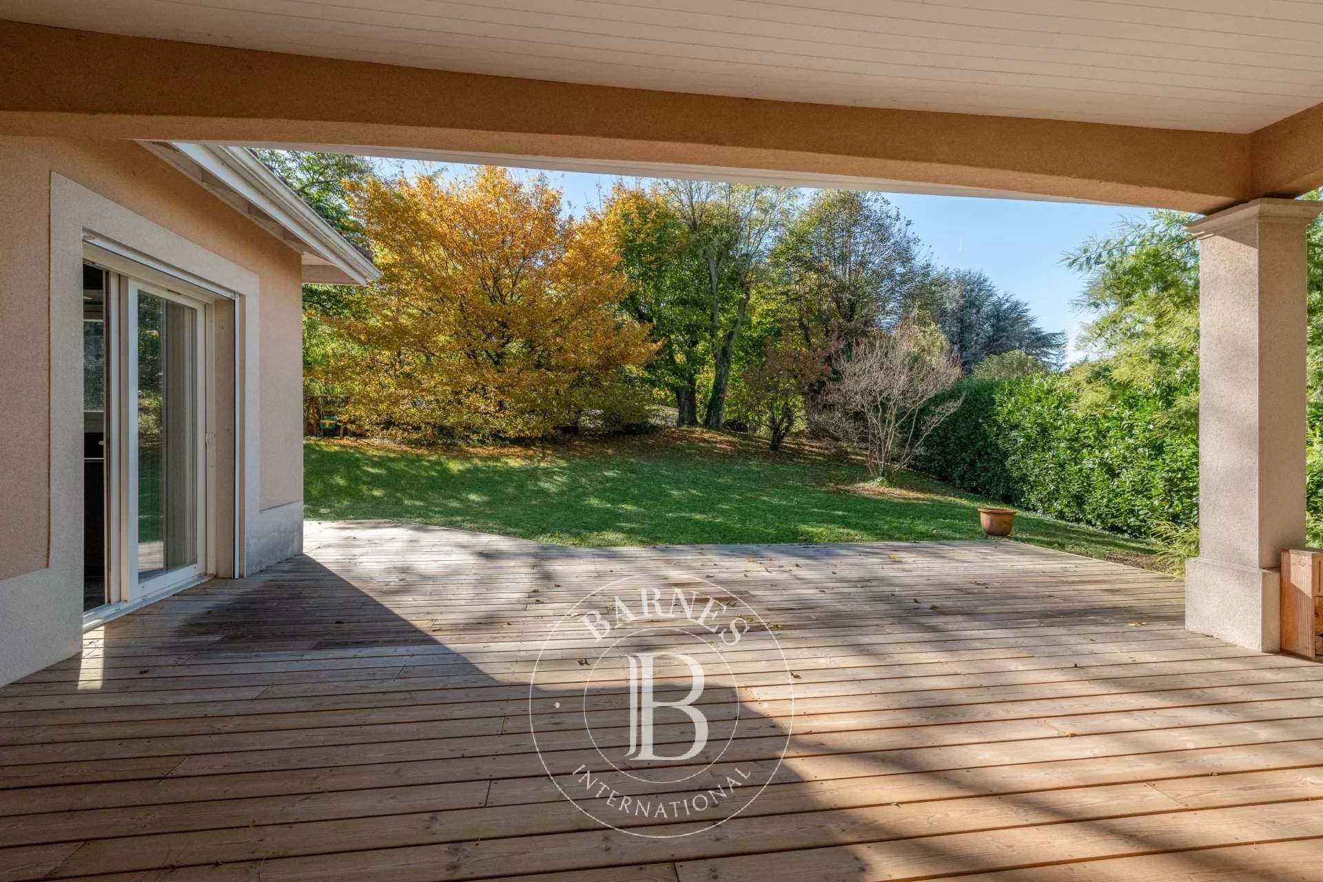 Sainte-Foy-lès-Lyon  - Maison 7 Pièces 5 Chambres - picture 3