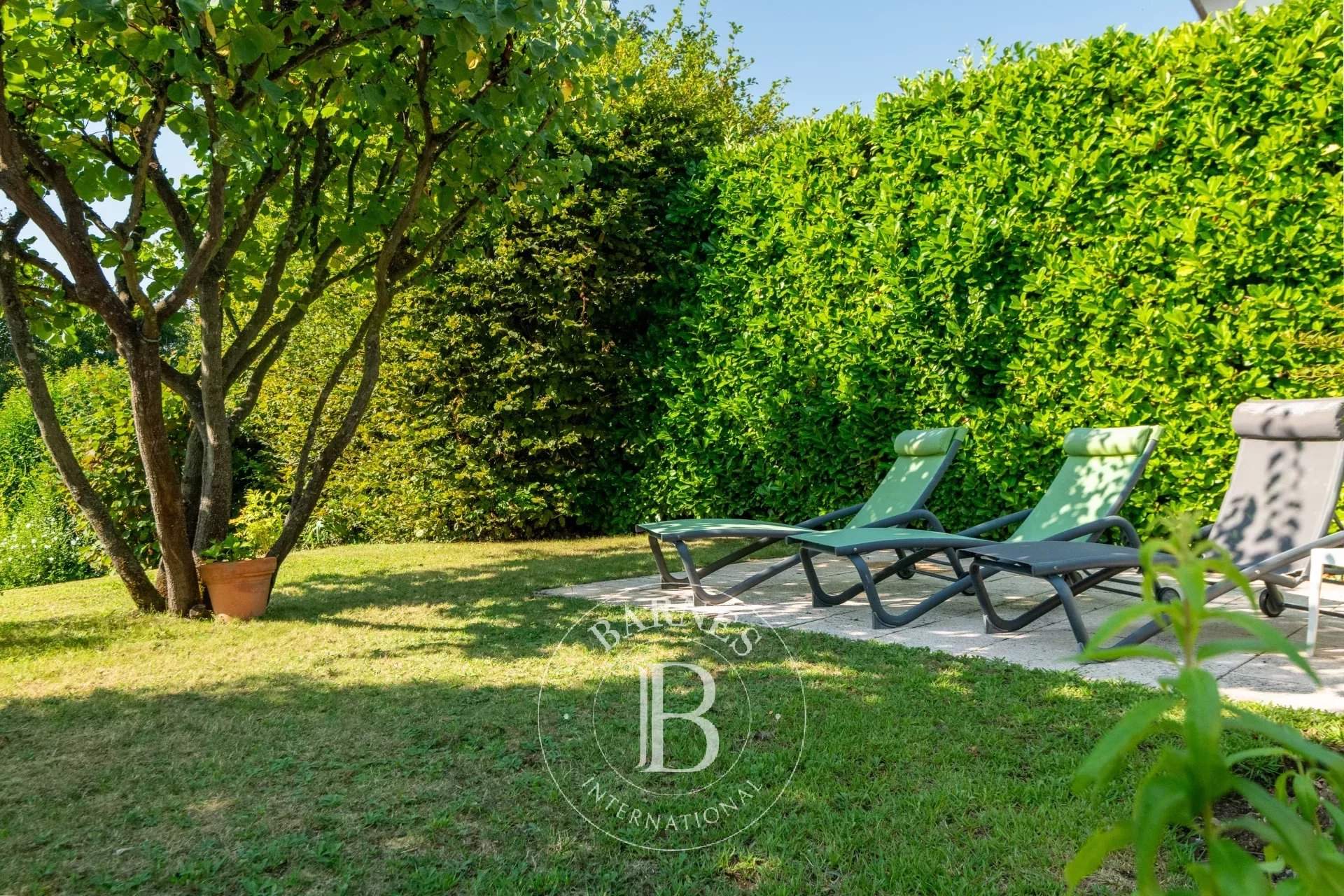 Francheville  - Maison 9 Pi&egrave;ces 5 Chambres - picture 3