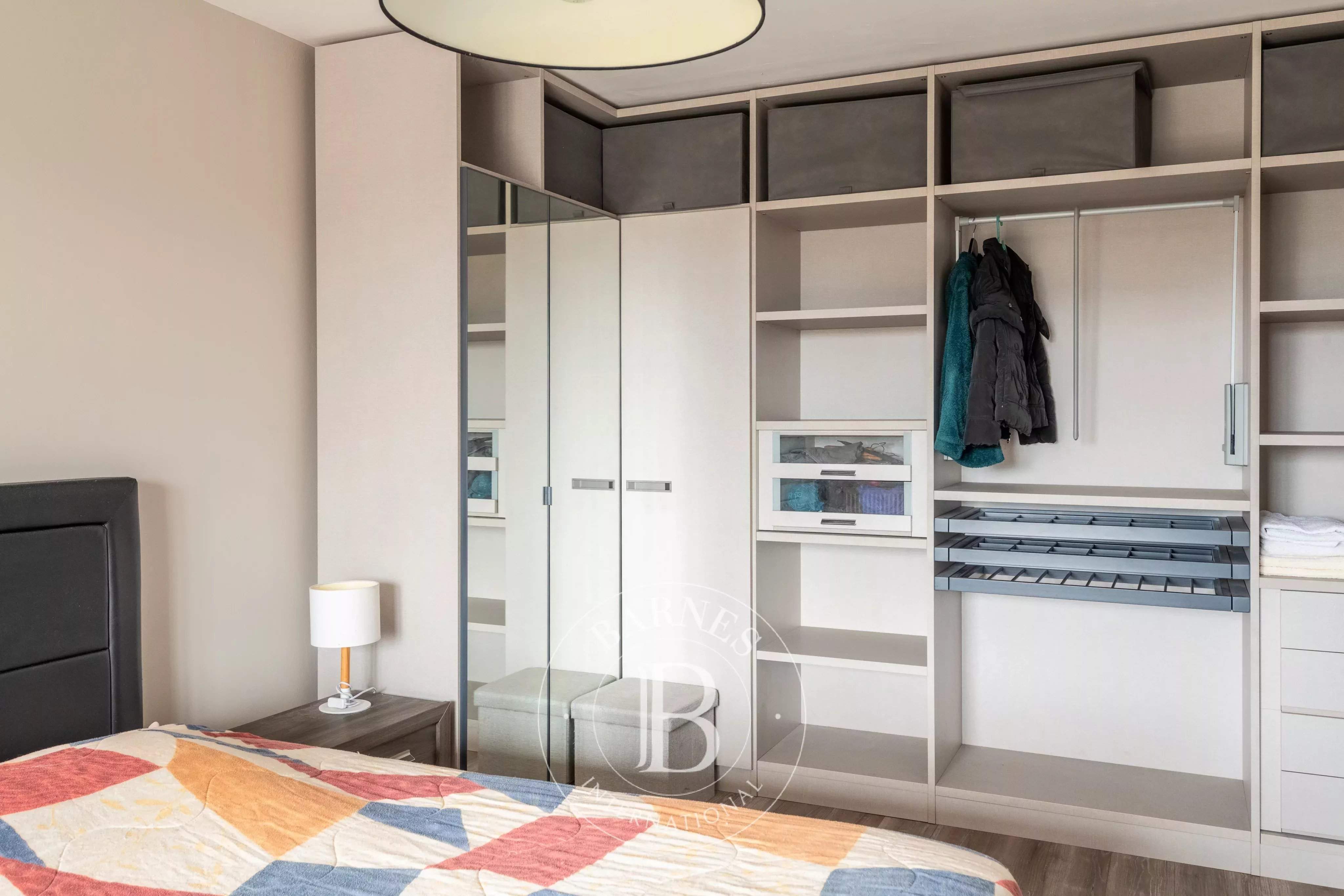 Neyron  - Maison 7 Pi&egrave;ces 5 Chambres - picture 7