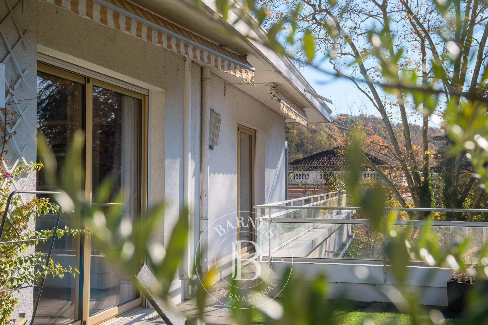 Caluire-et-Cuire  - Penthouse 4 Bedrooms - picture 3