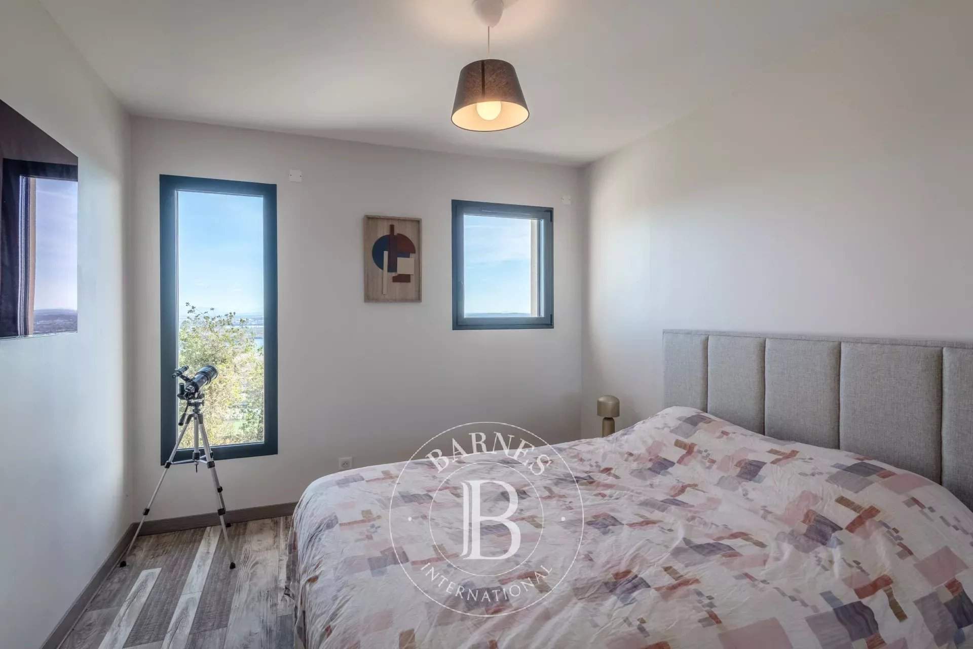 Neyron  - Maison 8 Pi&egrave;ces 4 Chambres - picture 12