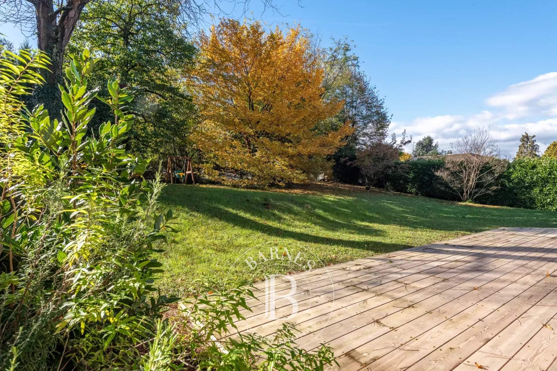 Sainte-Foy-lès-Lyon  - Maison 7 Pièces 5 Chambres - picture 2