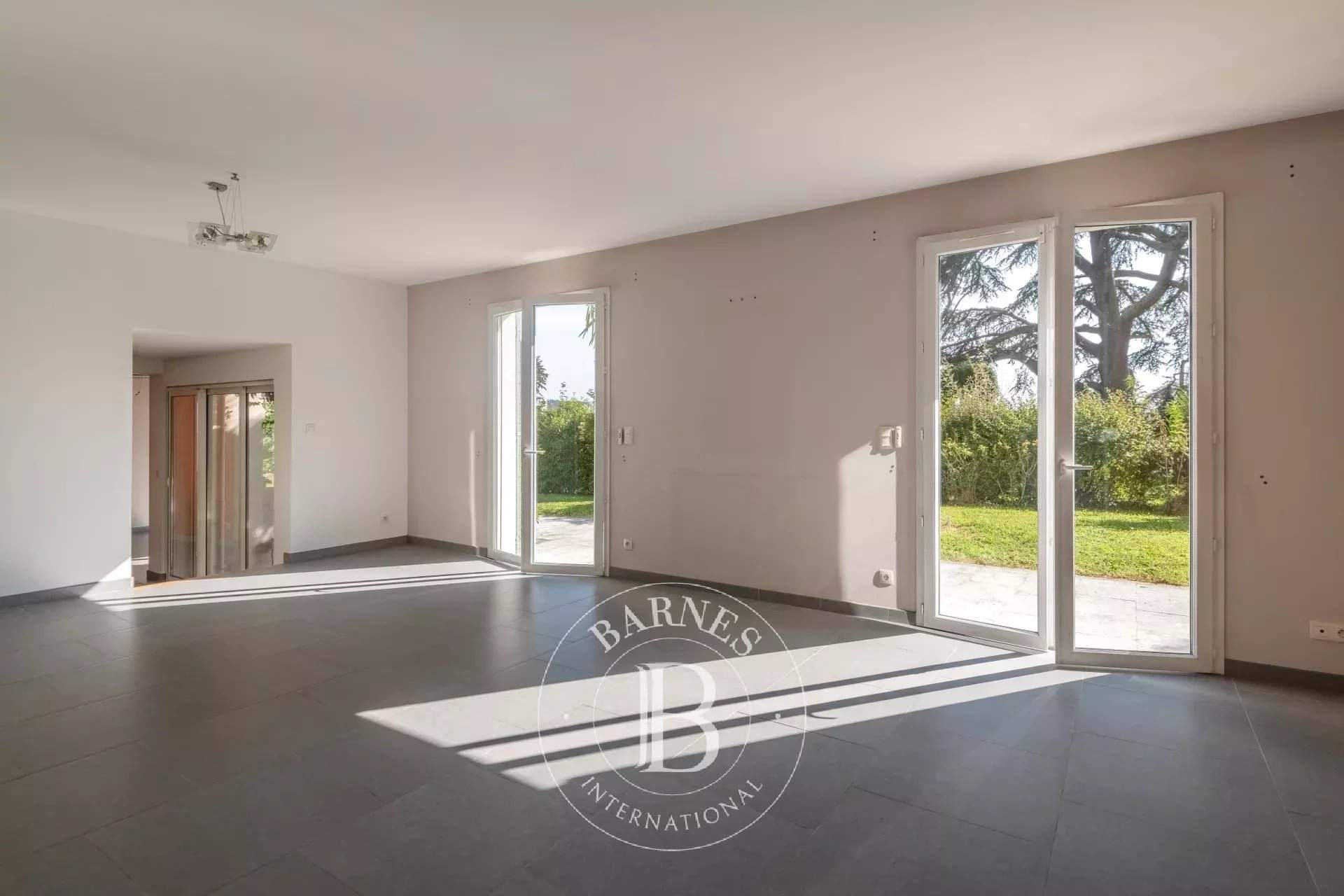 Écully  - Maison 7 Pi&egrave;ces 4 Chambres - picture 5