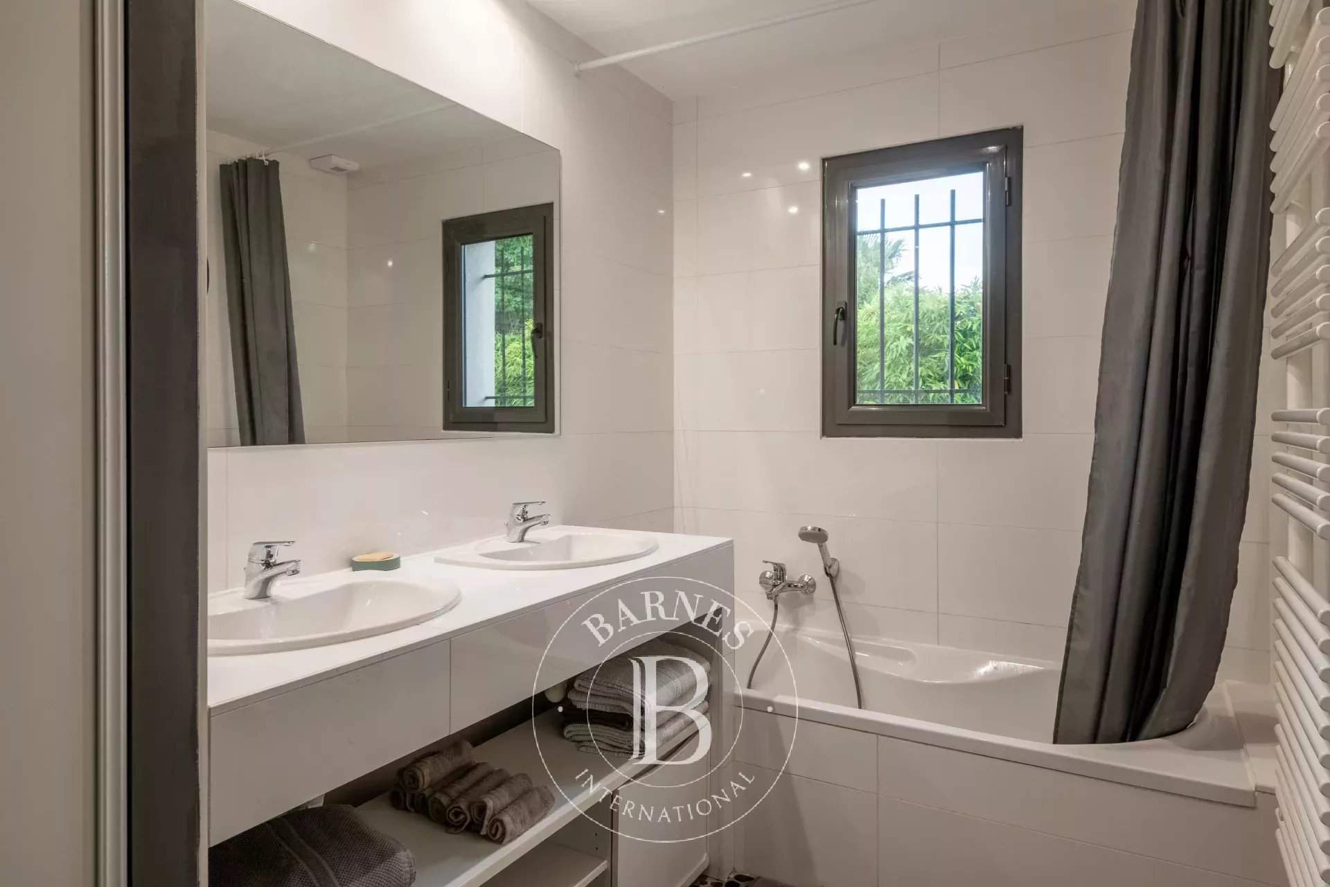 Collonges-au-Mont-d'Or  - House 4 Bedrooms - picture 17