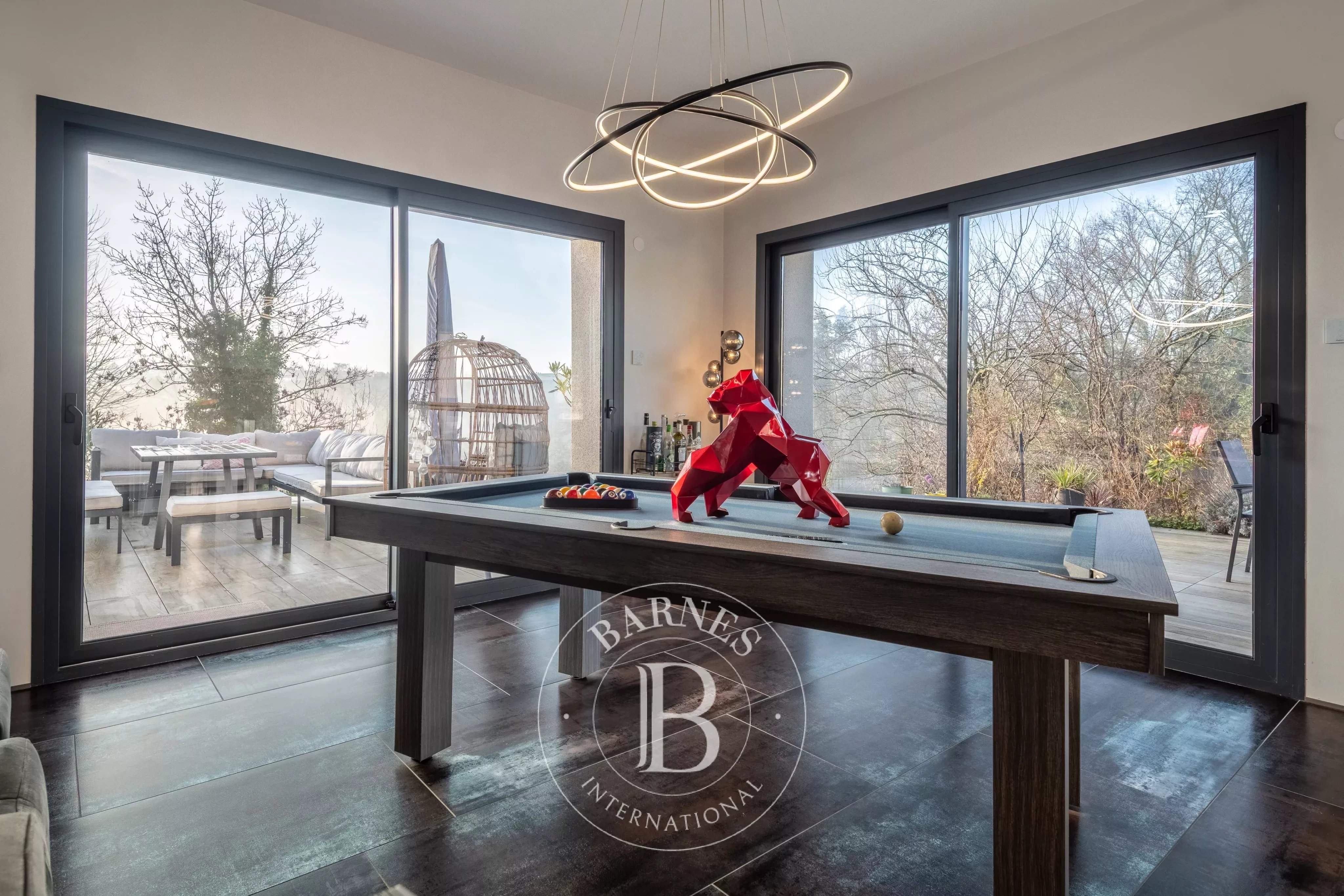 Sainte-Foy-lès-Lyon  - Maison 6 Pi&egrave;ces 5 Chambres - picture 4