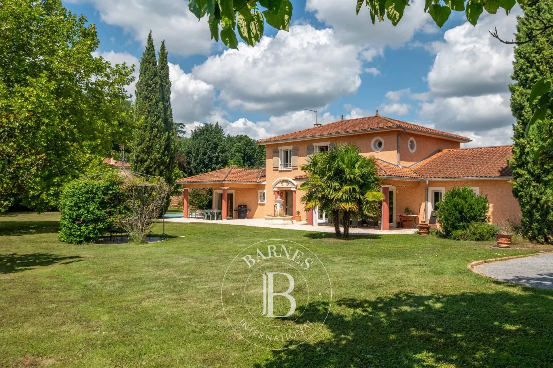 Collonges-au-Mont-d'Or  - Maison 7 Pi&egrave;ces 5 Chambres - picture 1