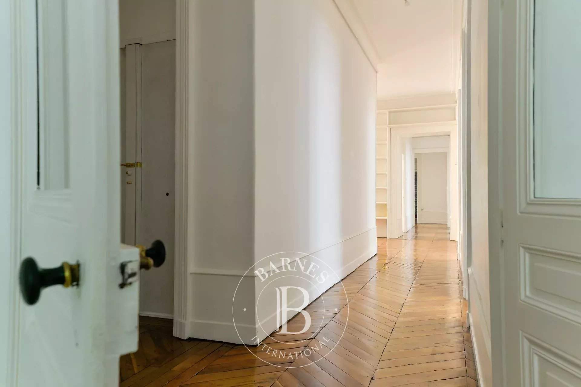 Lyon  - Appartement 6 Pièces 5 Chambres - picture 5