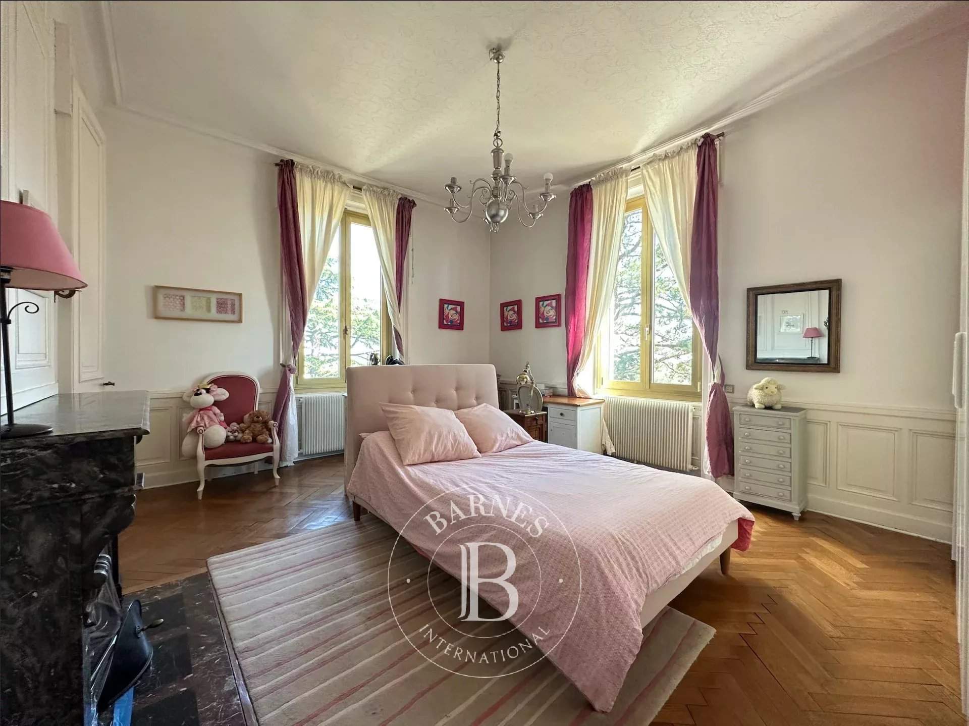 Neyron  - Maison 8 Pi&egrave;ces 6 Chambres - picture 9