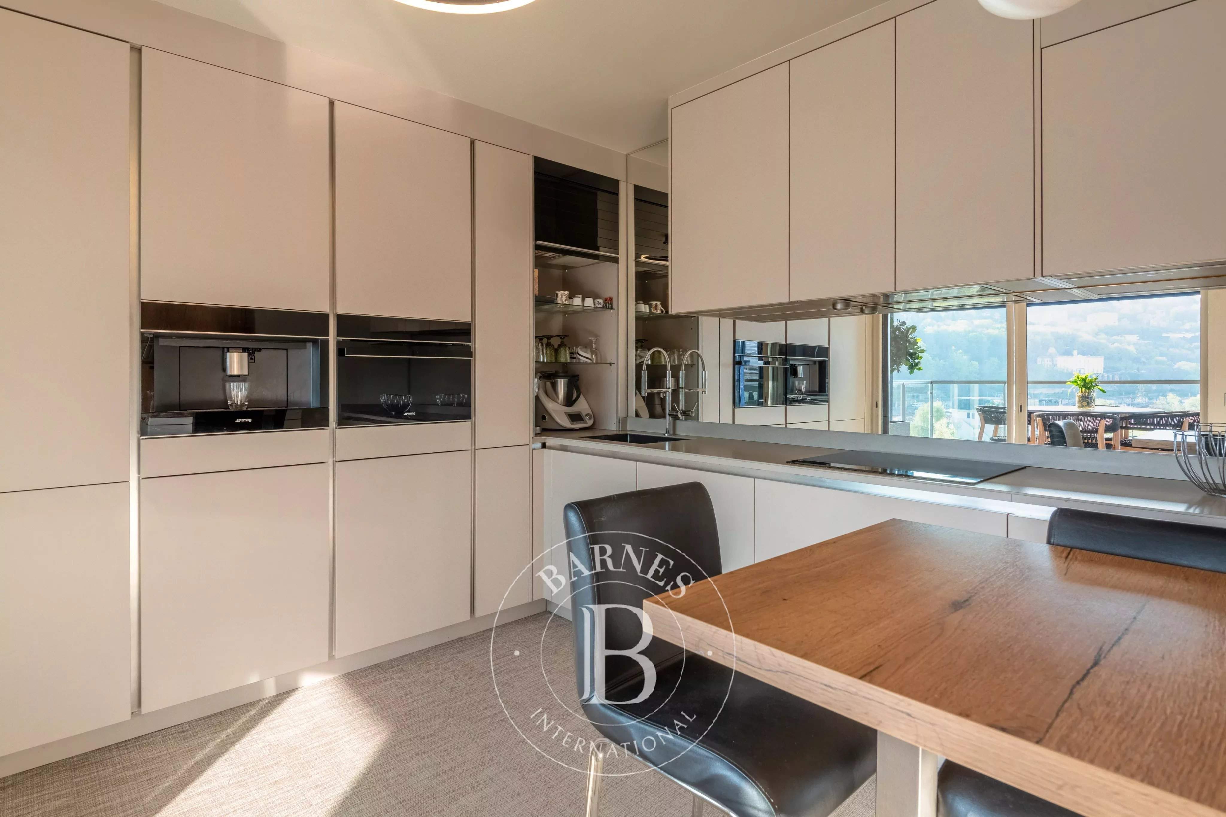 Lyon  - Appartement 4 Pi&egrave;ces 3 Chambres - picture 8