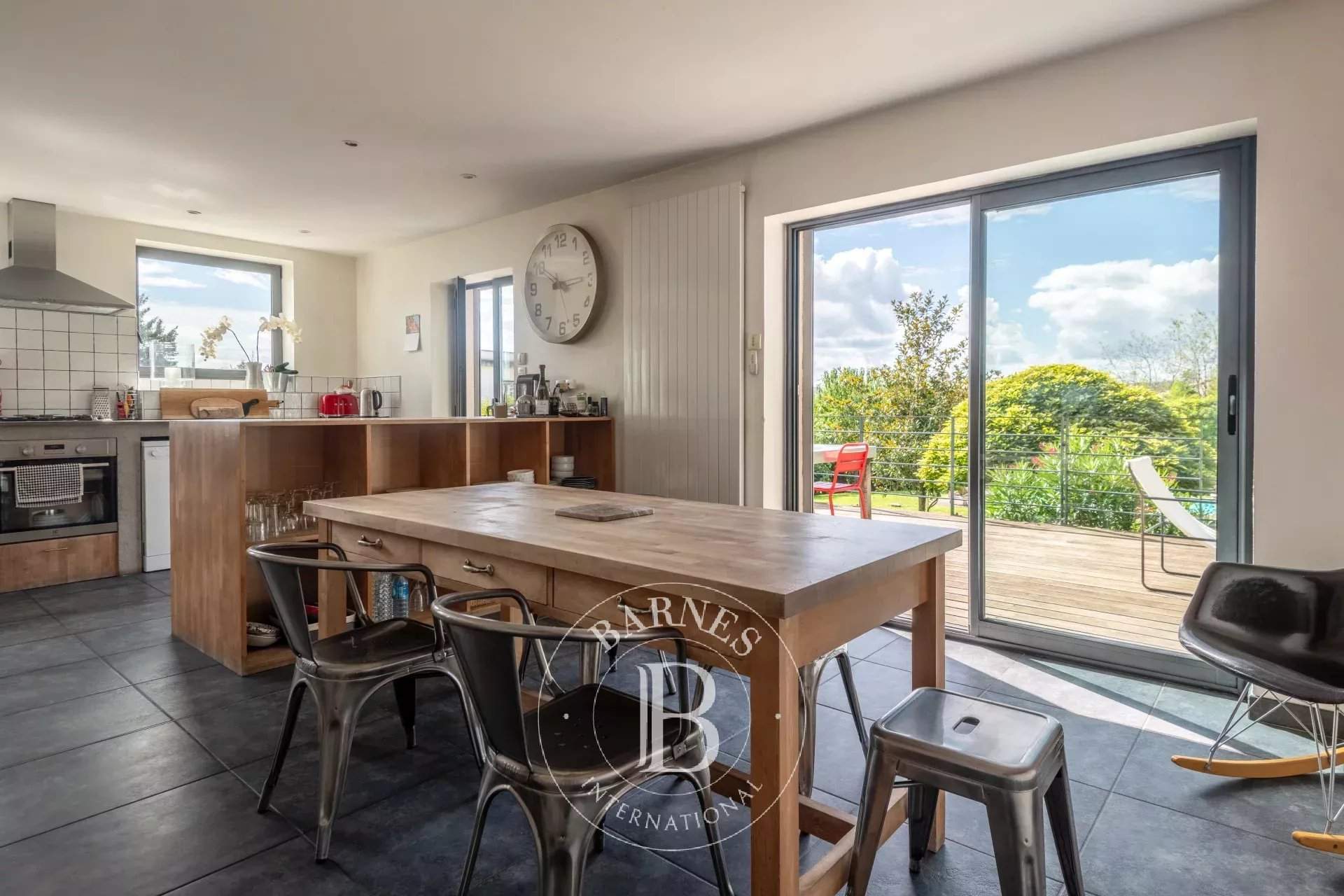 Limonest  - Maison 8 Pi&egrave;ces 6 Chambres - picture 7