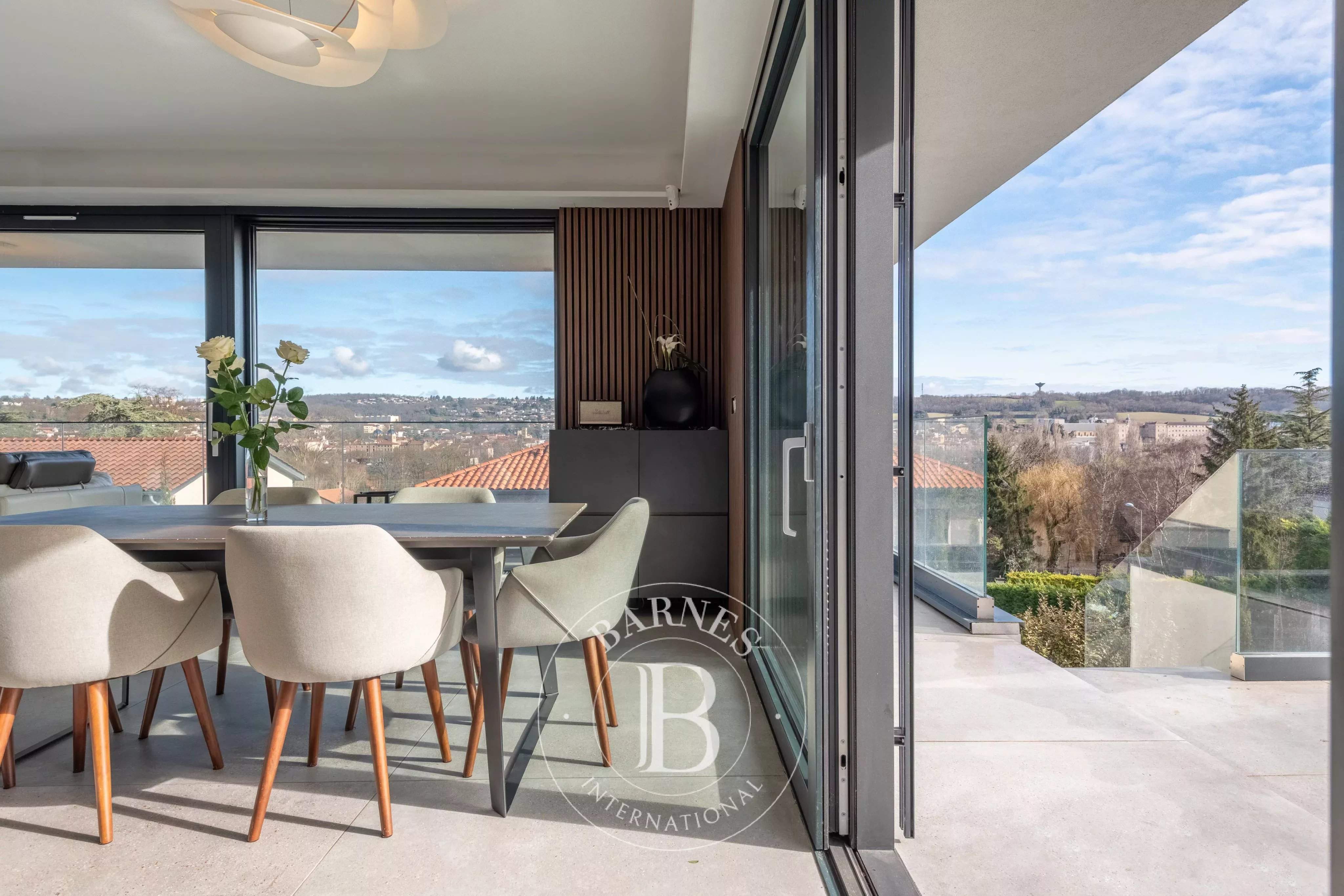 Albigny-sur-Saône  - Maison 7 Pi&egrave;ces 5 Chambres - picture 11