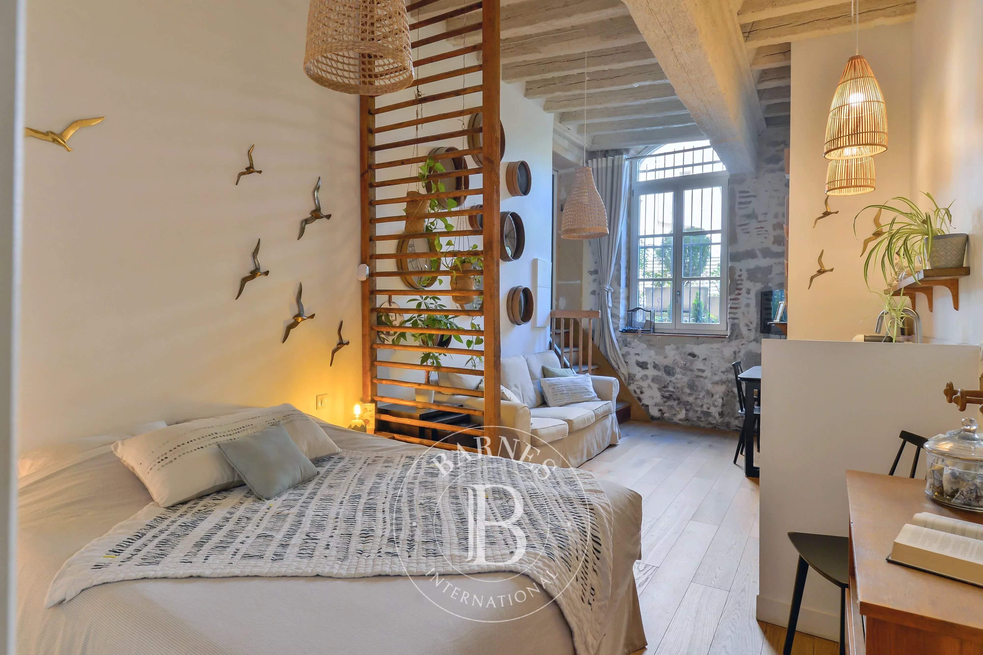 Lyon  - Appartement 8 Pi&egrave;ces 6 Chambres - picture 11