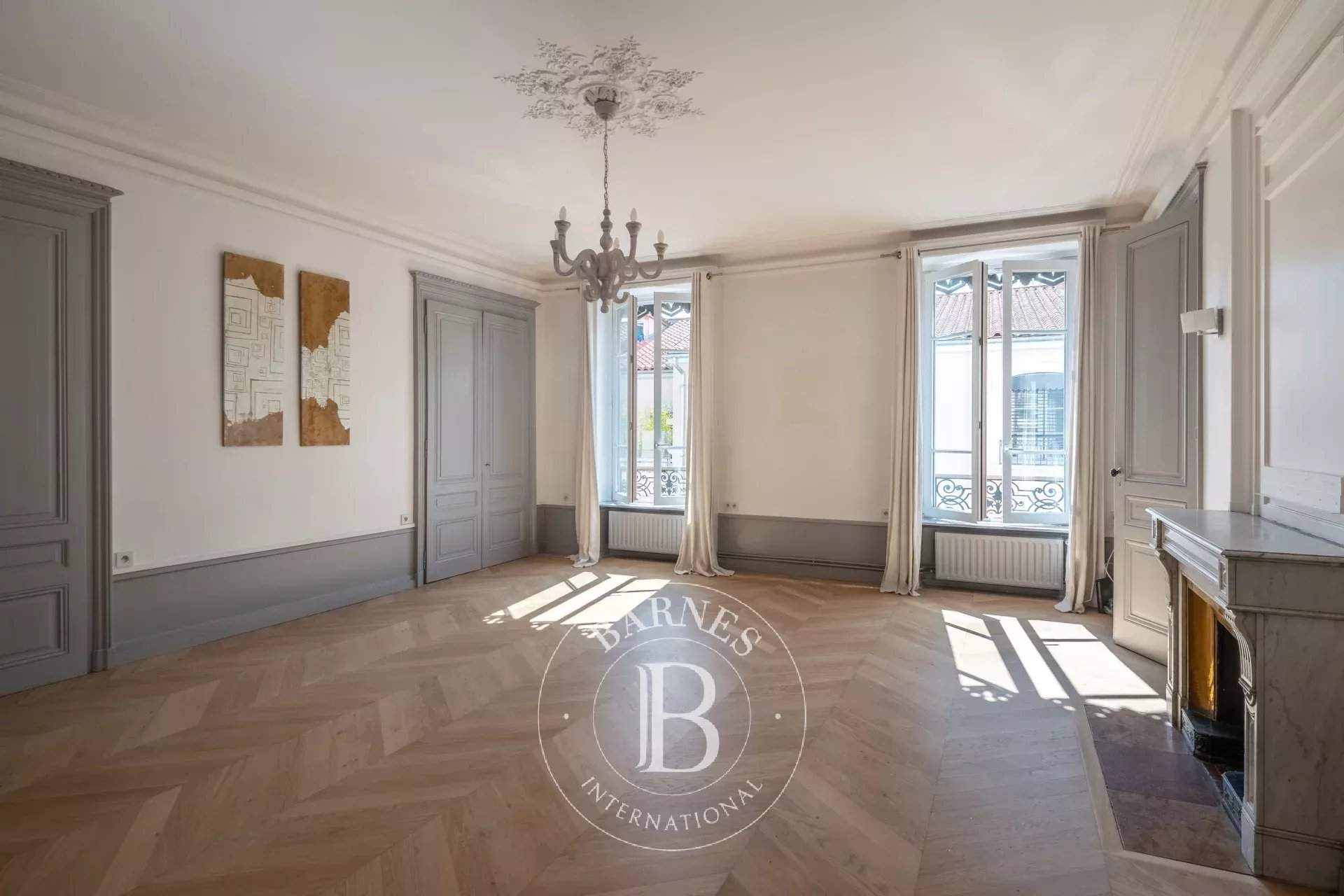 Lyon  - Appartement 5 Pi&egrave;ces 4 Chambres - picture 5