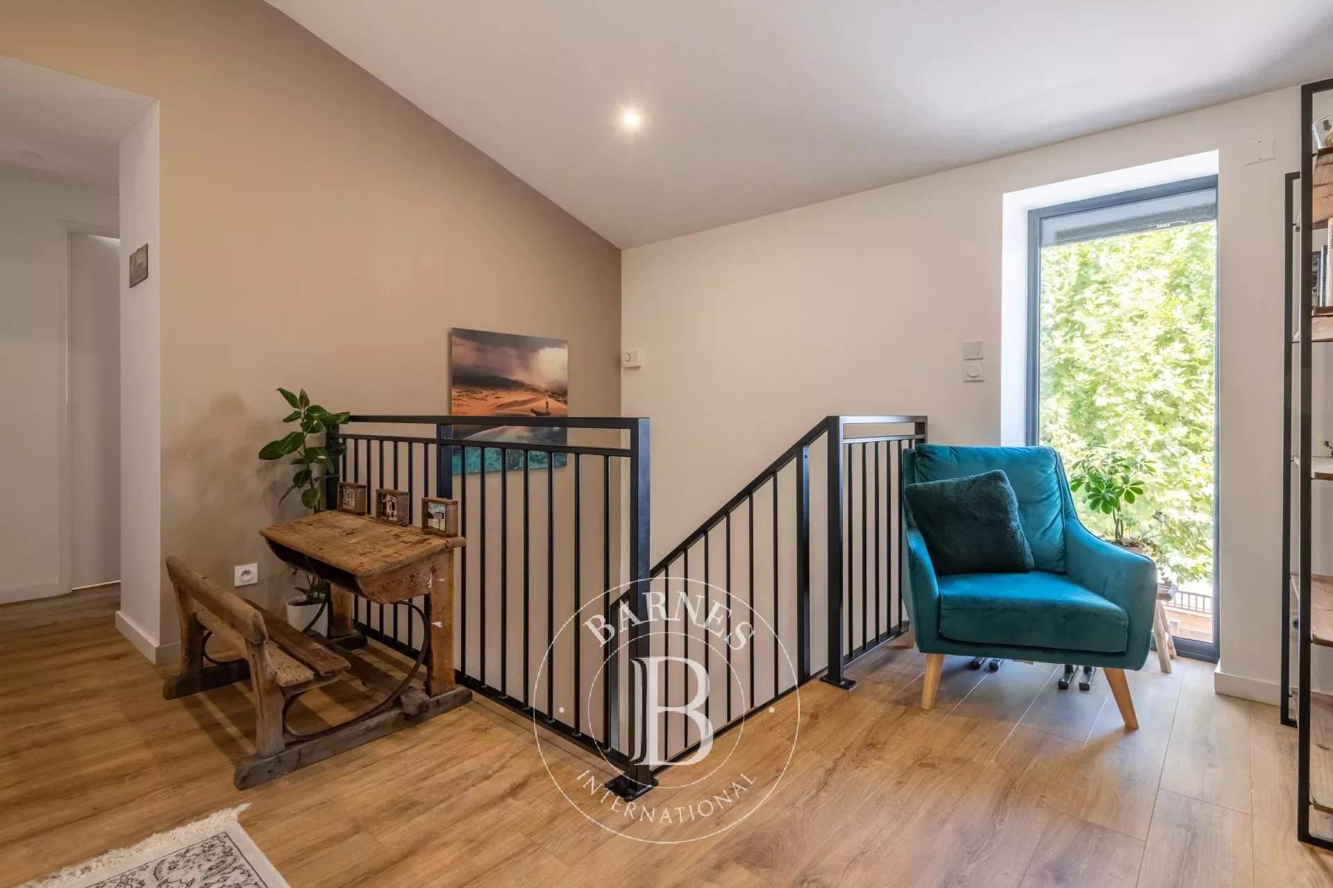 Jonage  - House 5 Bedrooms - picture 9