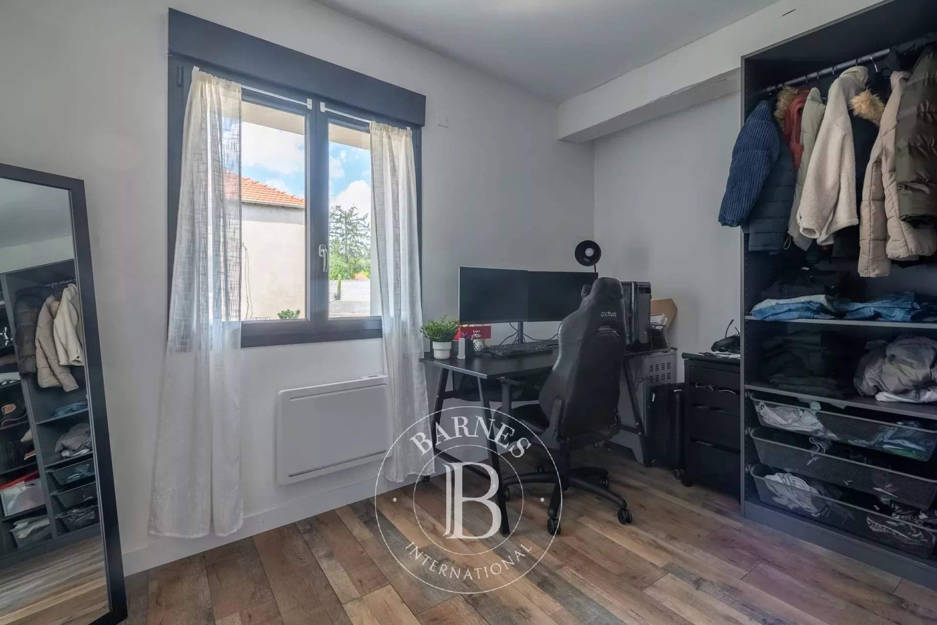 Reyrieux  - Maison 5 Pi&egrave;ces 3 Chambres - picture 8