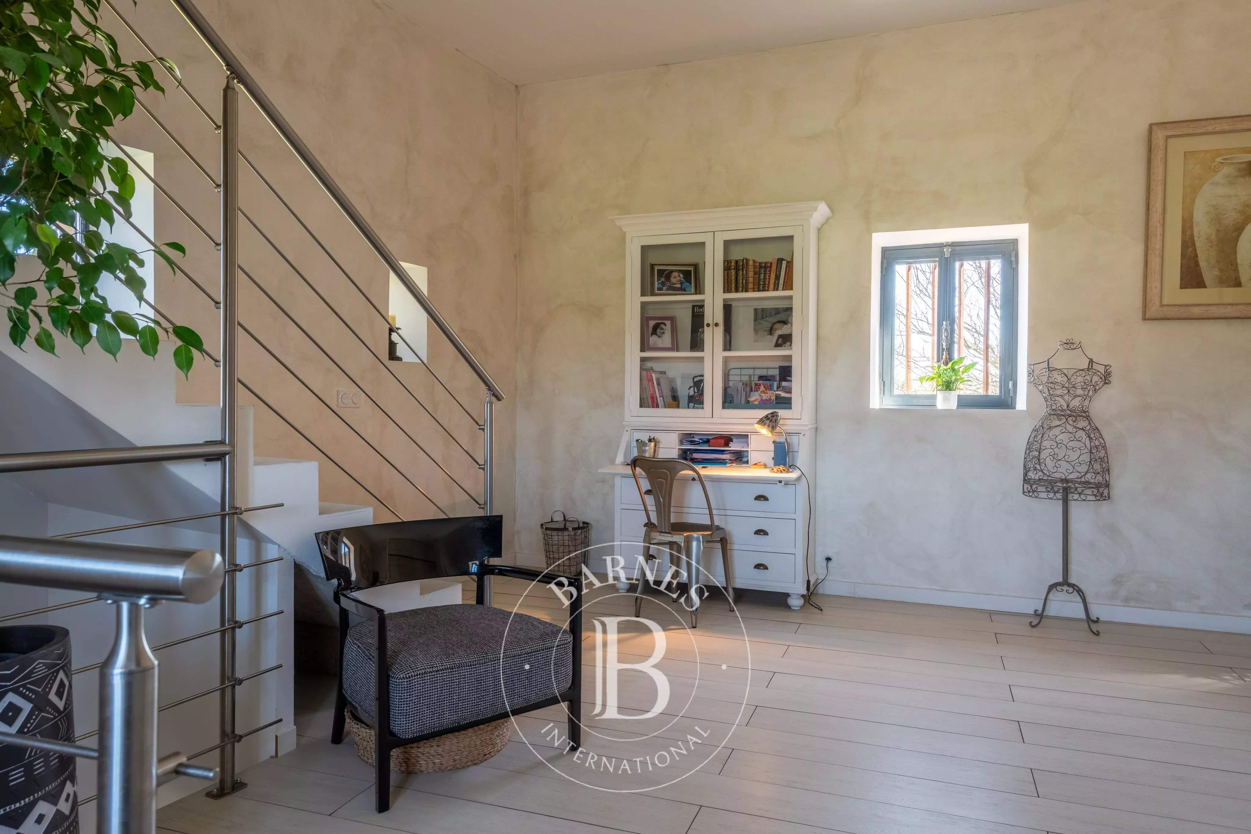 Lentilly  - Maison 7 Pi&egrave;ces 5 Chambres - picture 10