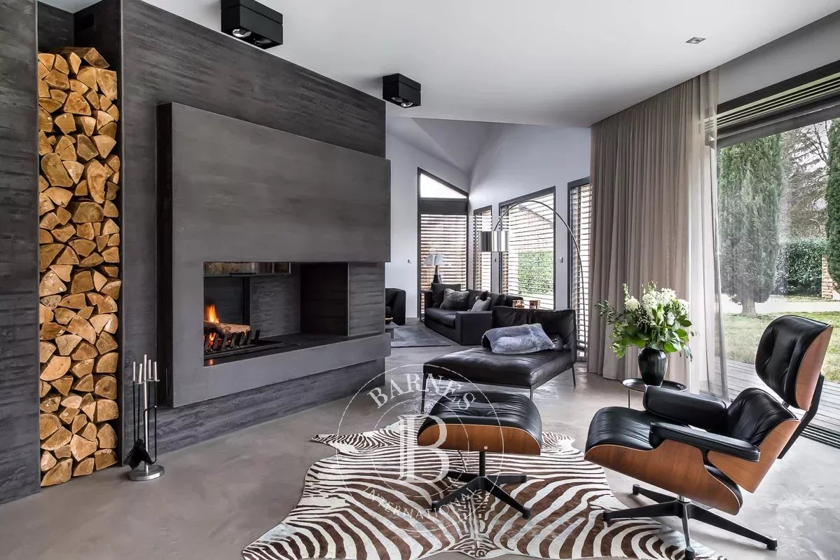 Lyon  - Maison 7 Pi&egrave;ces 5 Chambres - picture 3