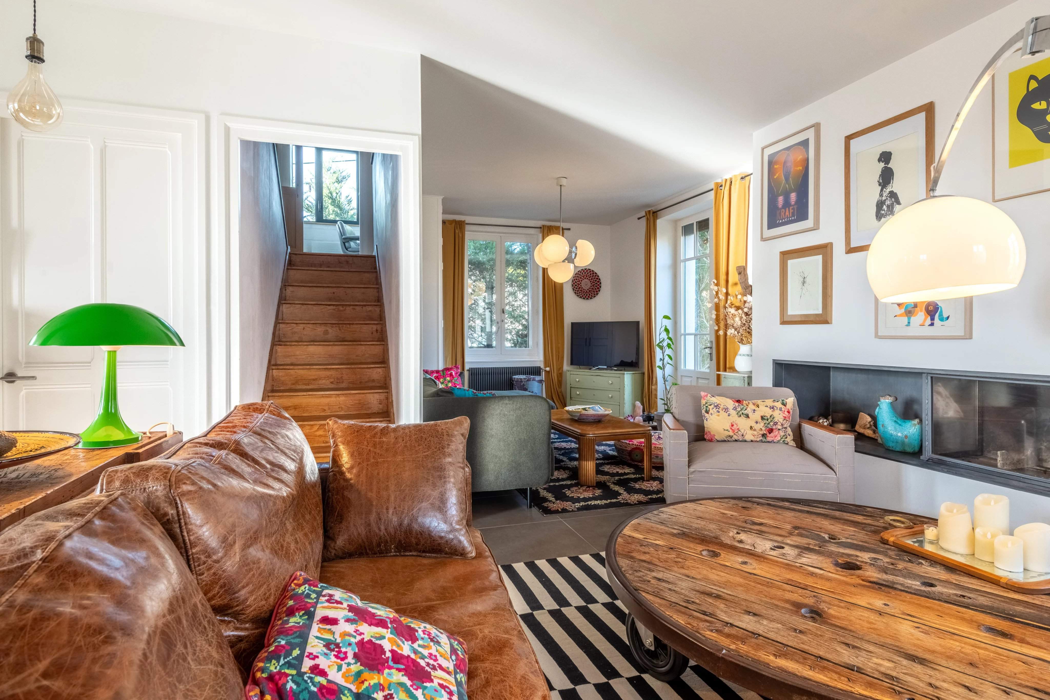 Vaugneray  - Maison 6 Pi&egrave;ces 5 Chambres - picture 3