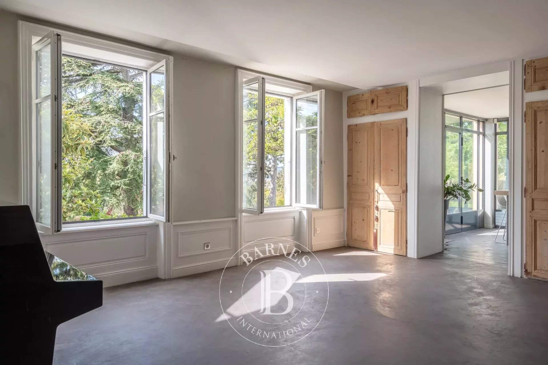 Caluire-et-Cuire  - House 6 Bedrooms - picture 8