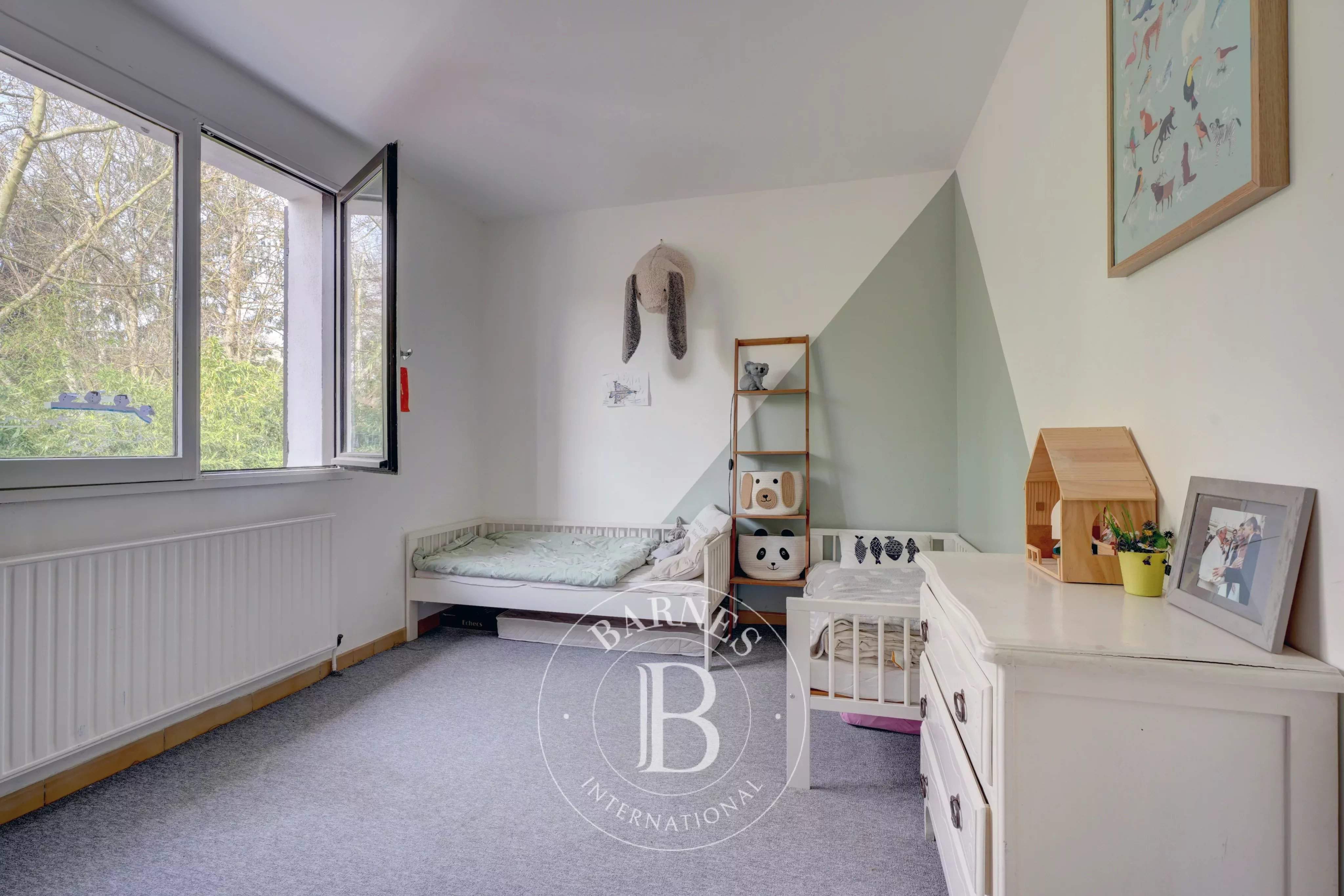 Saint-Symphorien-d'Ozon  - Maison 8 Pi&egrave;ces 6 Chambres - picture 5