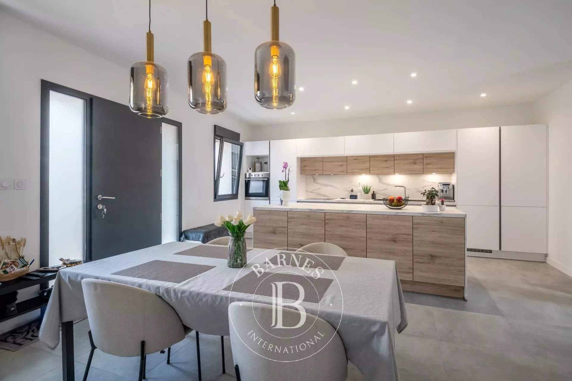 Reyrieux  - Maison 5 Pi&egrave;ces 3 Chambres - picture 3