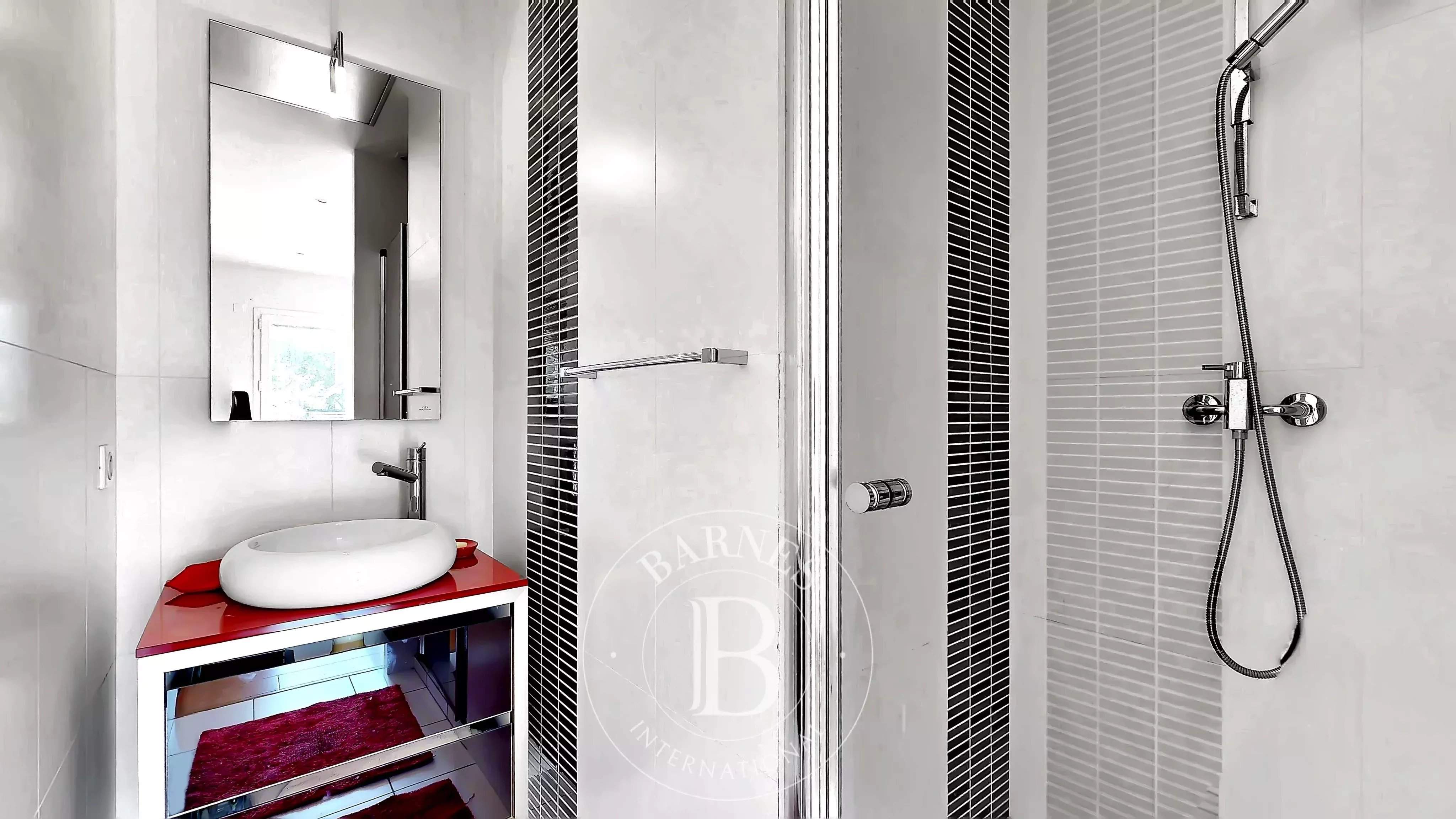 Châteauneuf  - Maison 7 Pi&egrave;ces 3 Chambres - picture 9