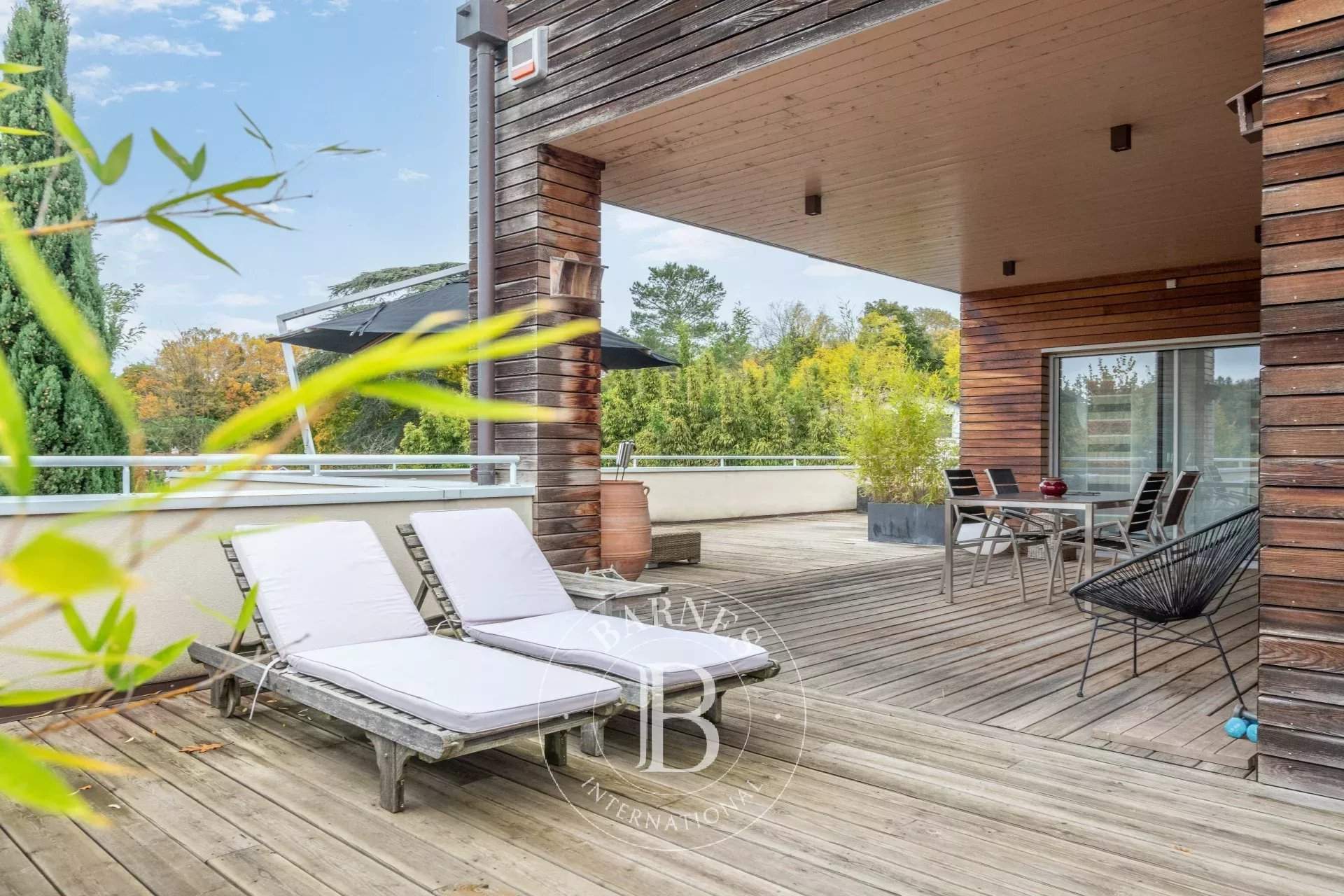 Collonges-au-Mont-d'Or  - Maison 7 Pi&egrave;ces 4 Chambres - picture 4