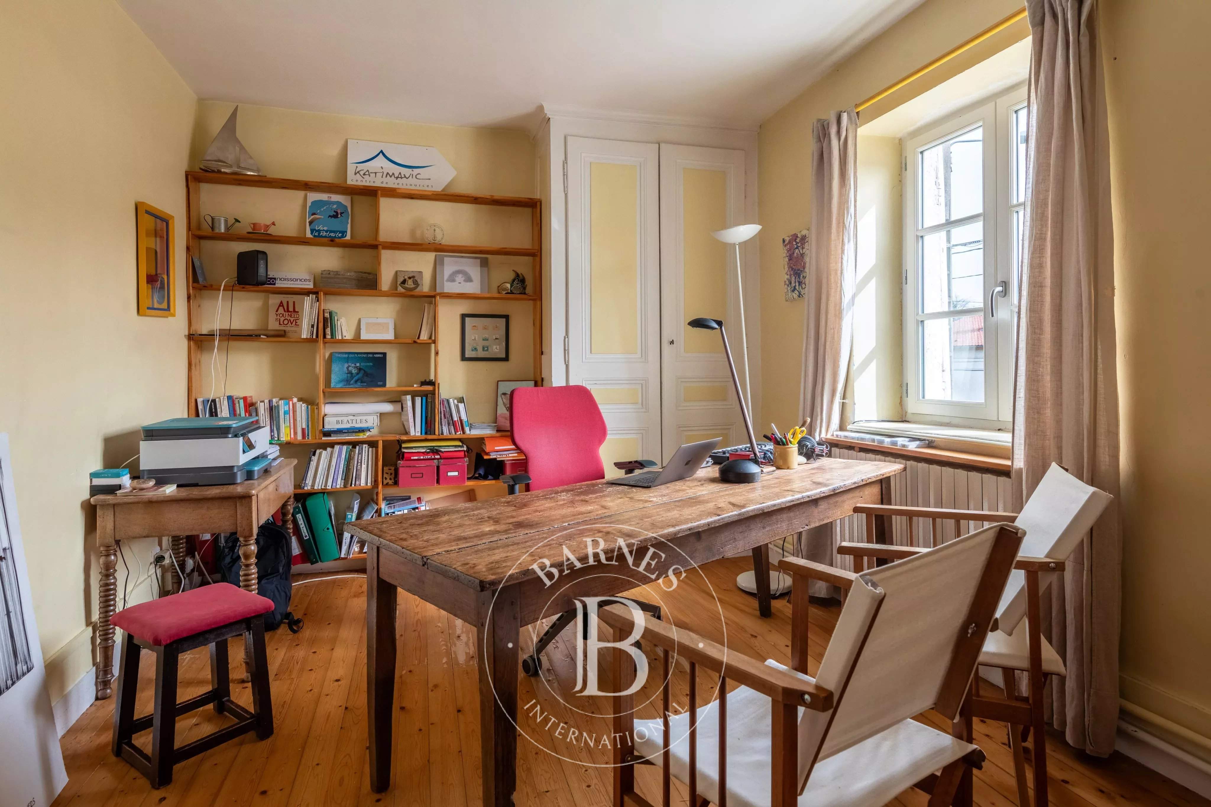 Francheville  - Maison 7 Pi&egrave;ces 6 Chambres - picture 11