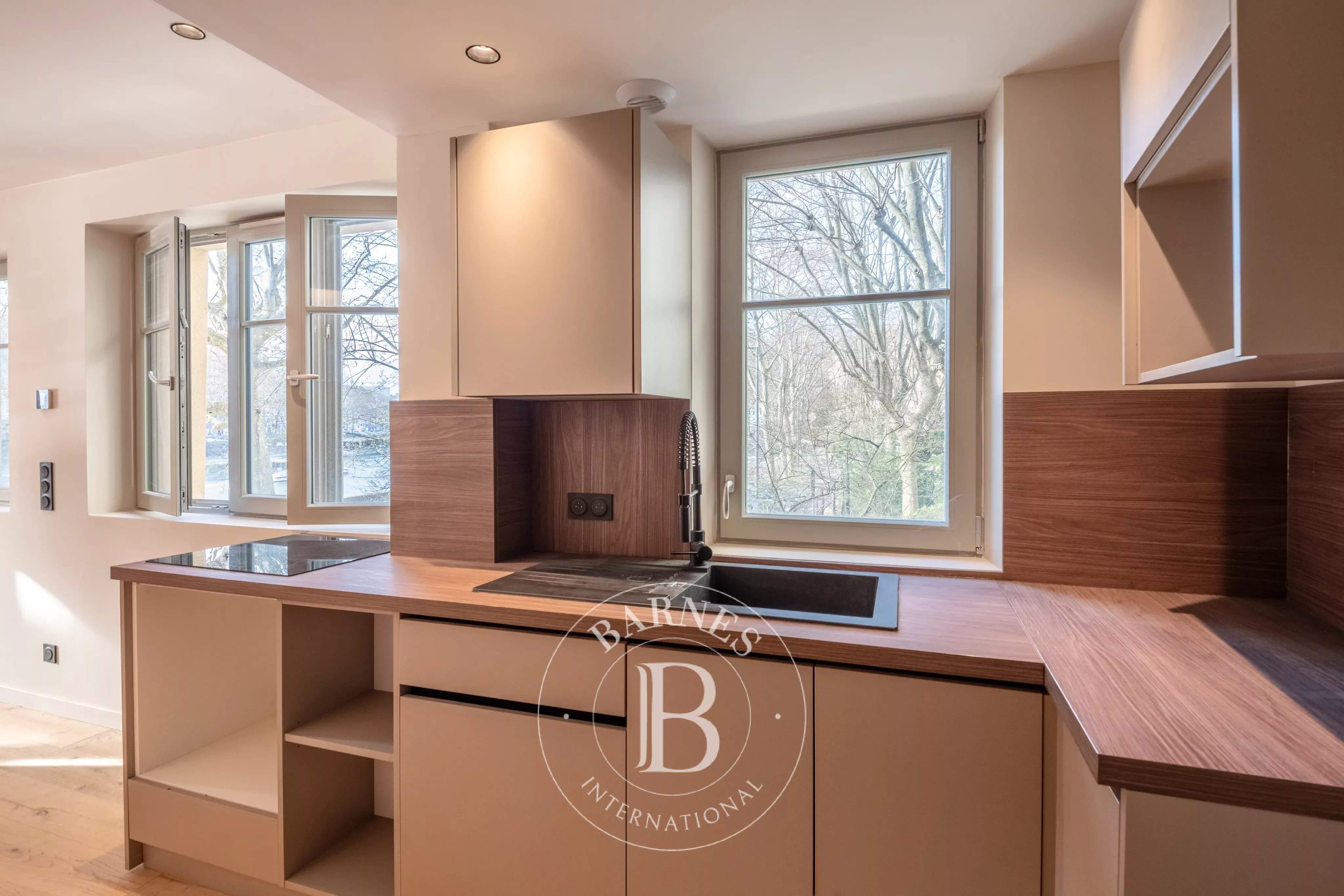 Lyon  - Appartement 2 Pi&egrave;ces, 1 Chambre - picture 1