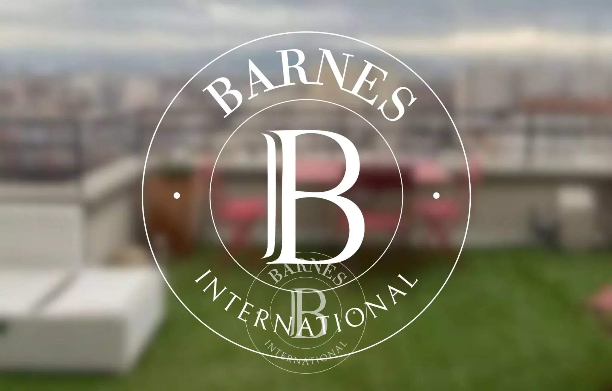 Lyon  - Piso 2 Cuartos, 1 Habitacion - picture 1