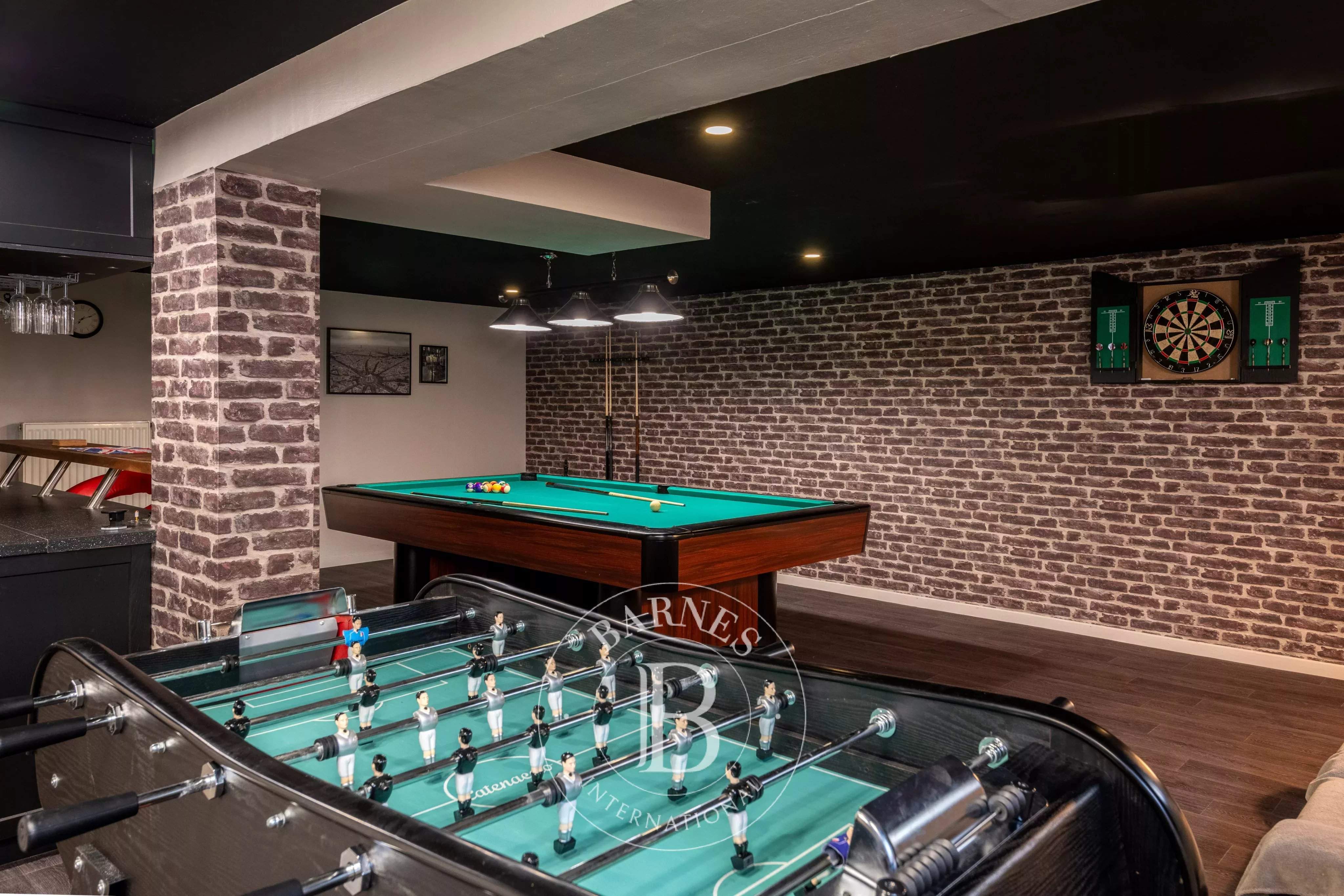 Neyron  - Maison 7 Pi&egrave;ces 5 Chambres - picture 14