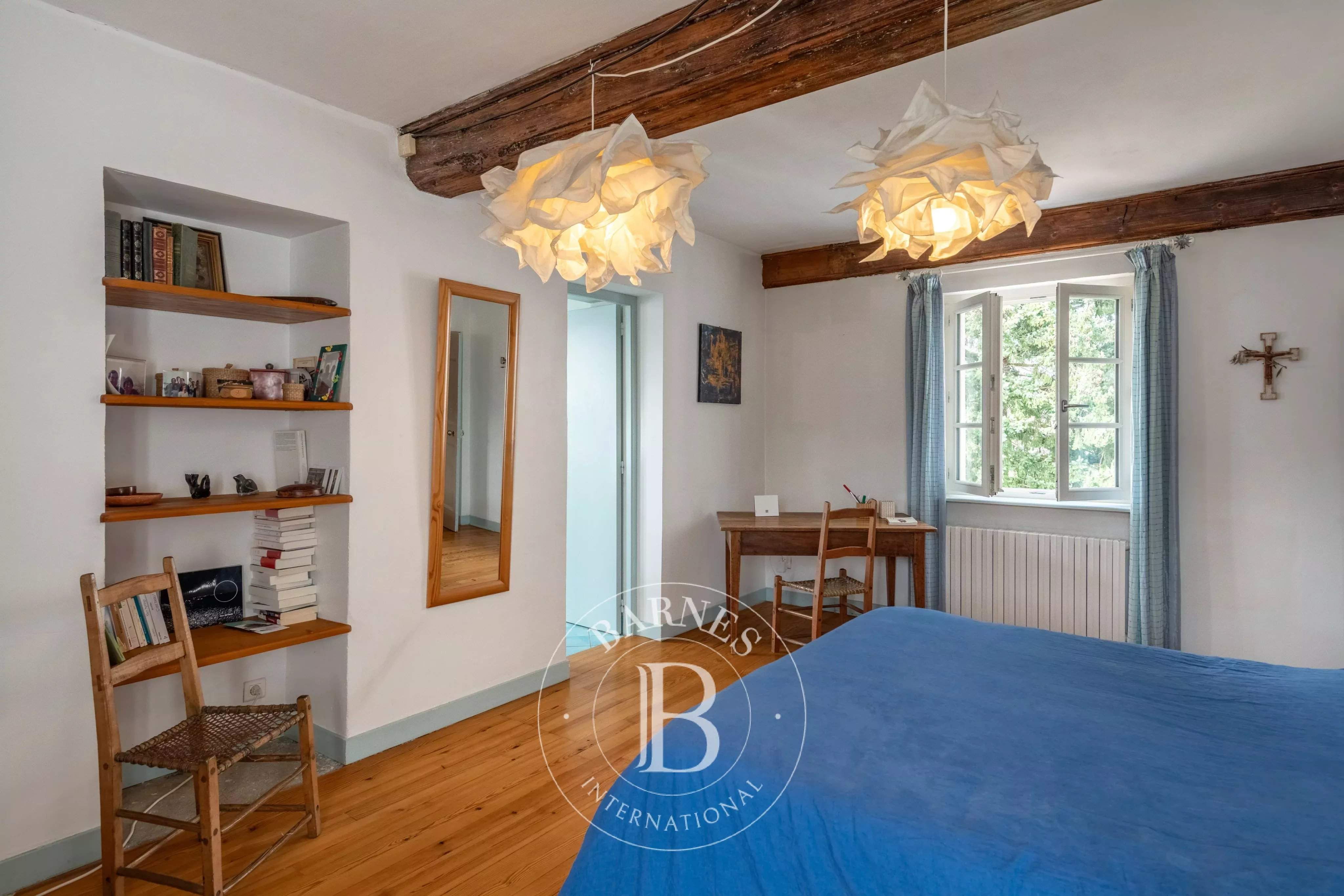 Francheville  - Maison 7 Pi&egrave;ces 6 Chambres - picture 9