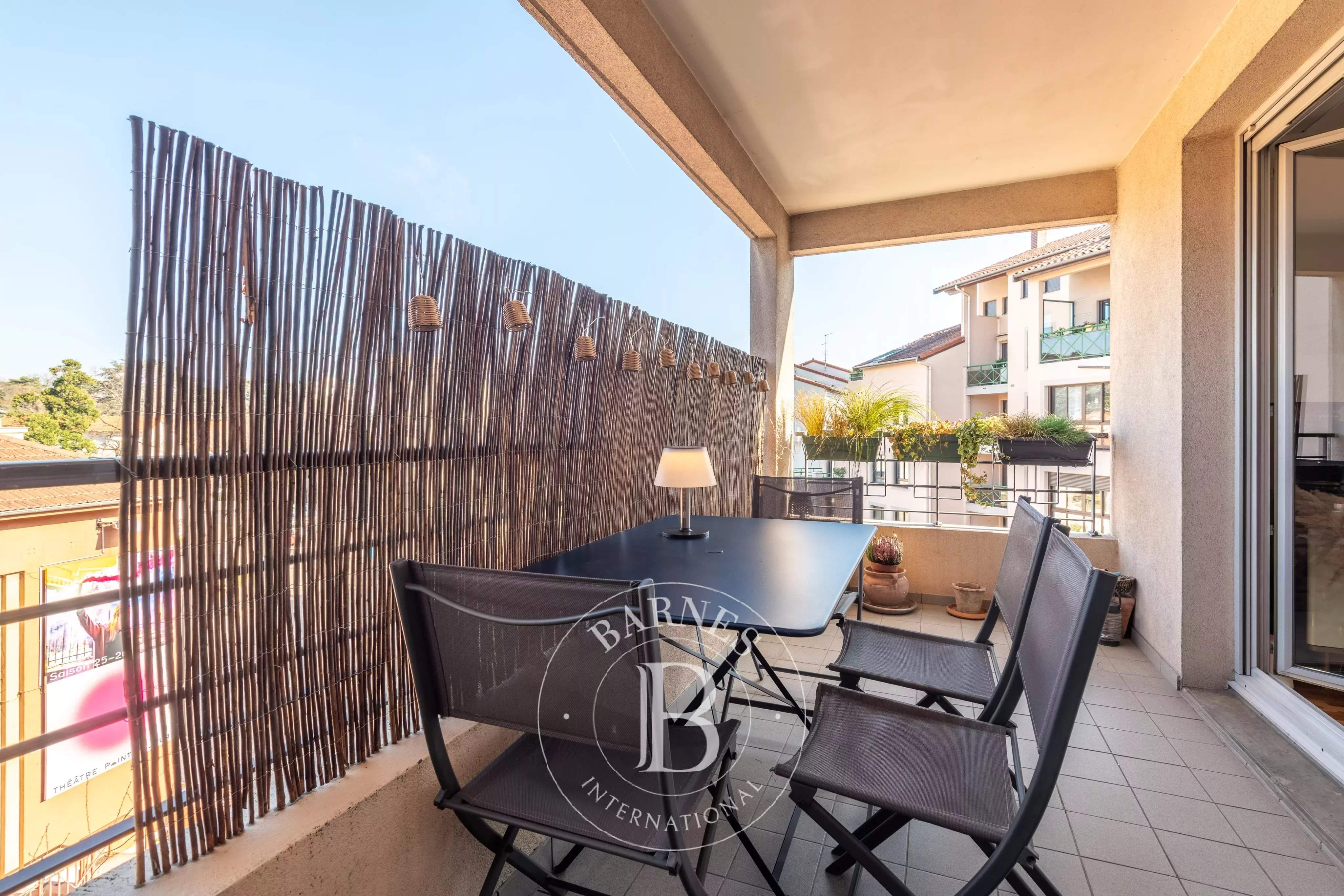 Lyon  - Appartement 4 Pi&egrave;ces 3 Chambres - picture 6