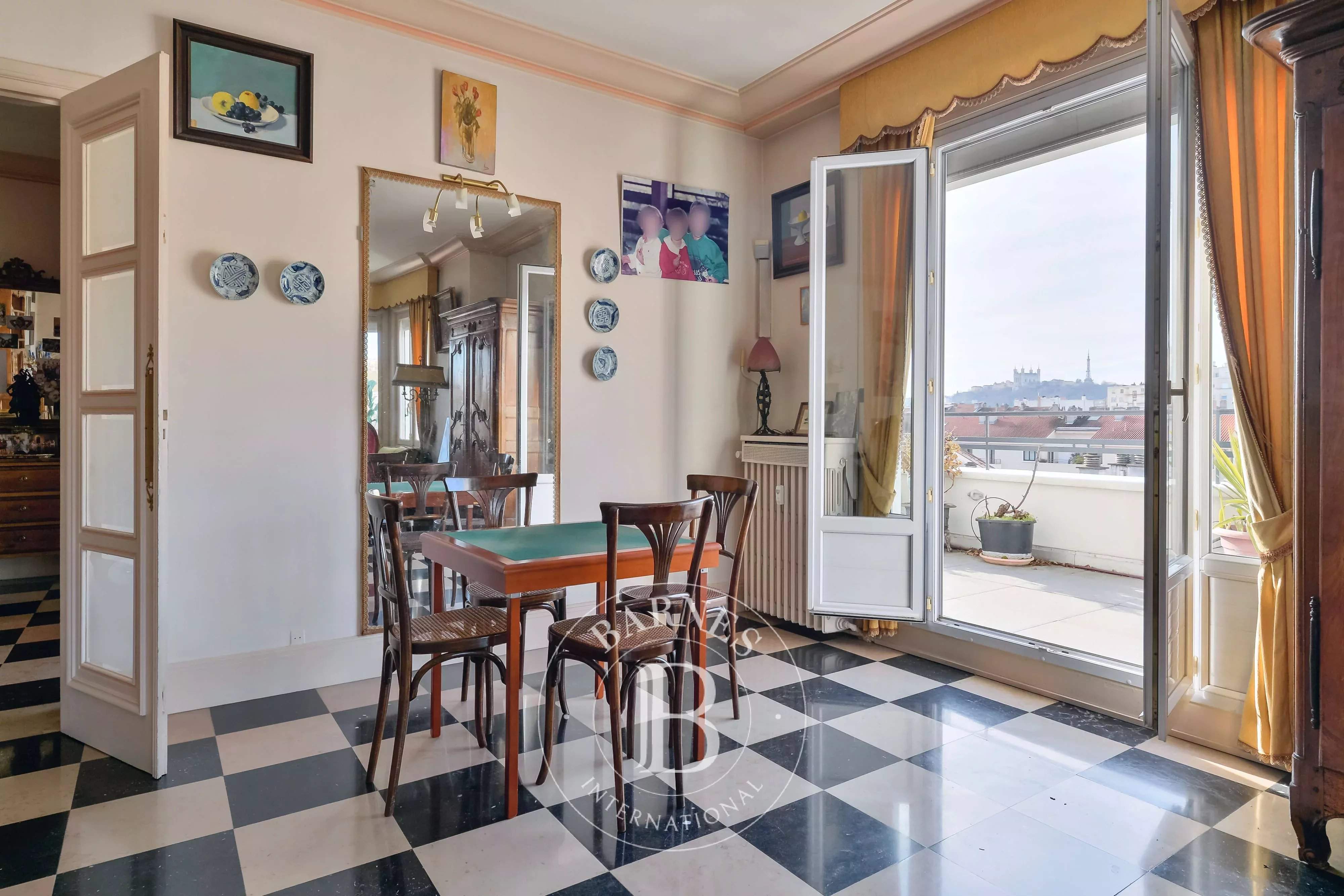 Lyon  - Appartement 4 Pi&egrave;ces 3 Chambres - picture 9