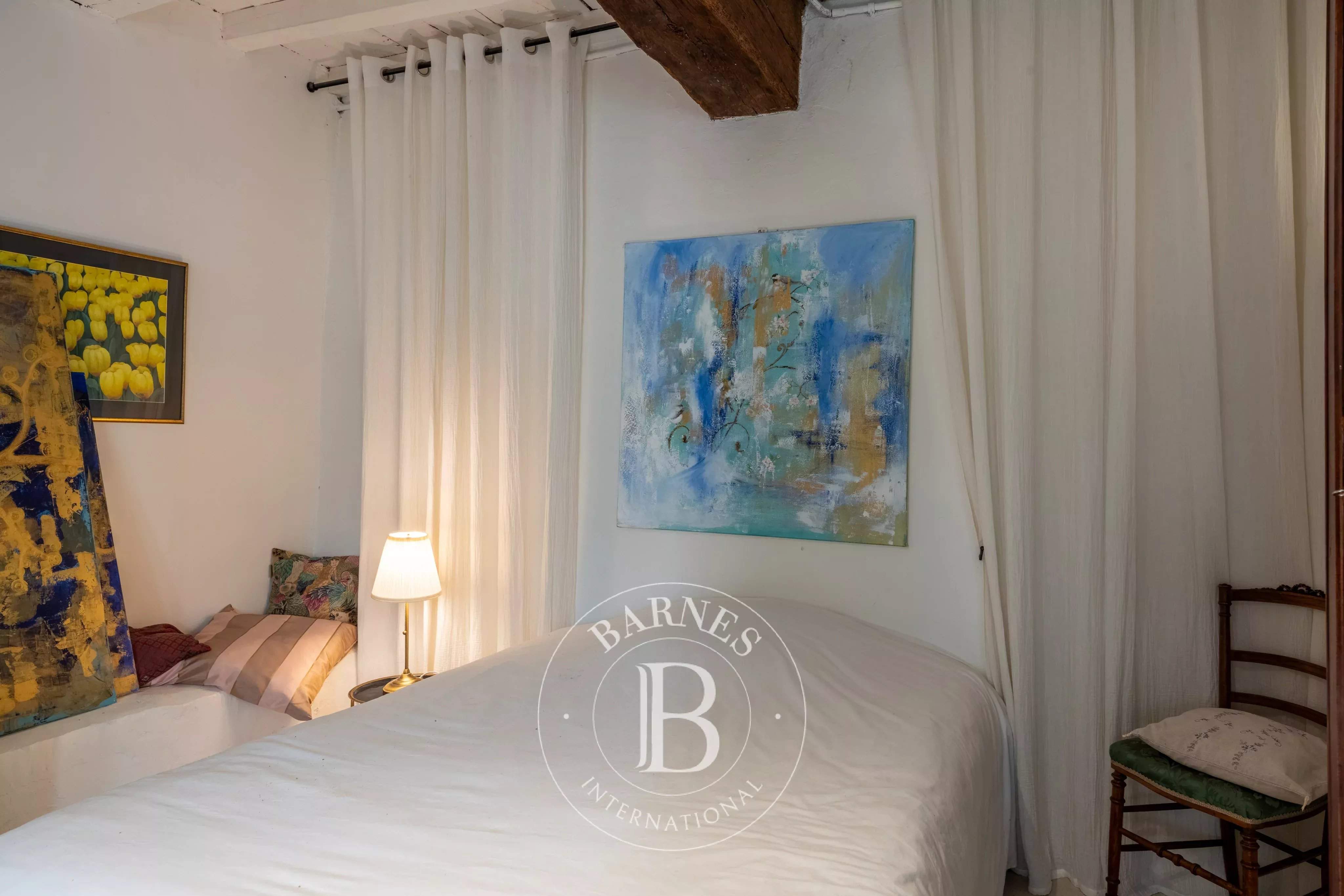 Montanay  - Maison de village 9 Pi&egrave;ces 9 Chambres - picture 9