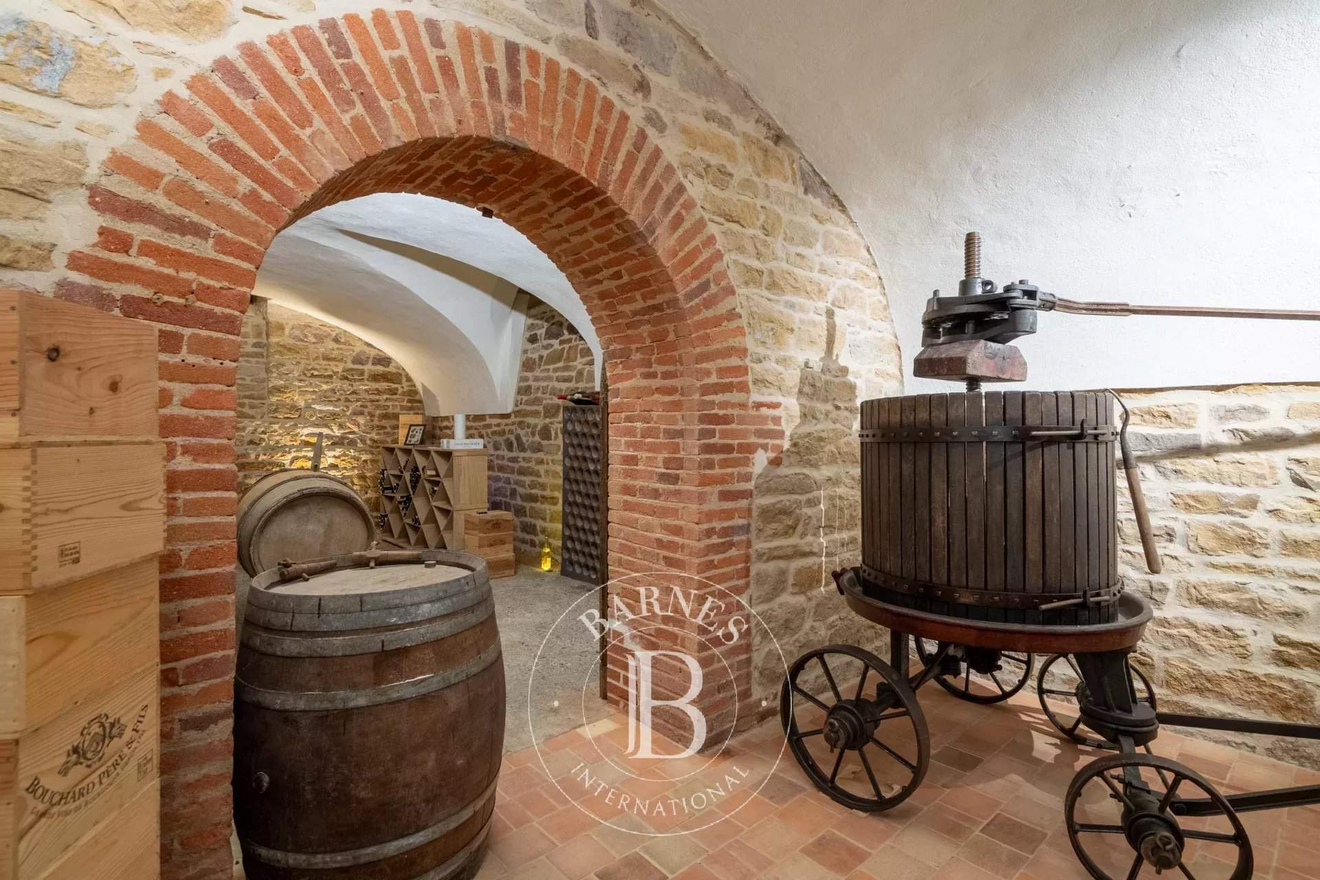 Dommartin  - Property 9 Bedrooms - picture 8