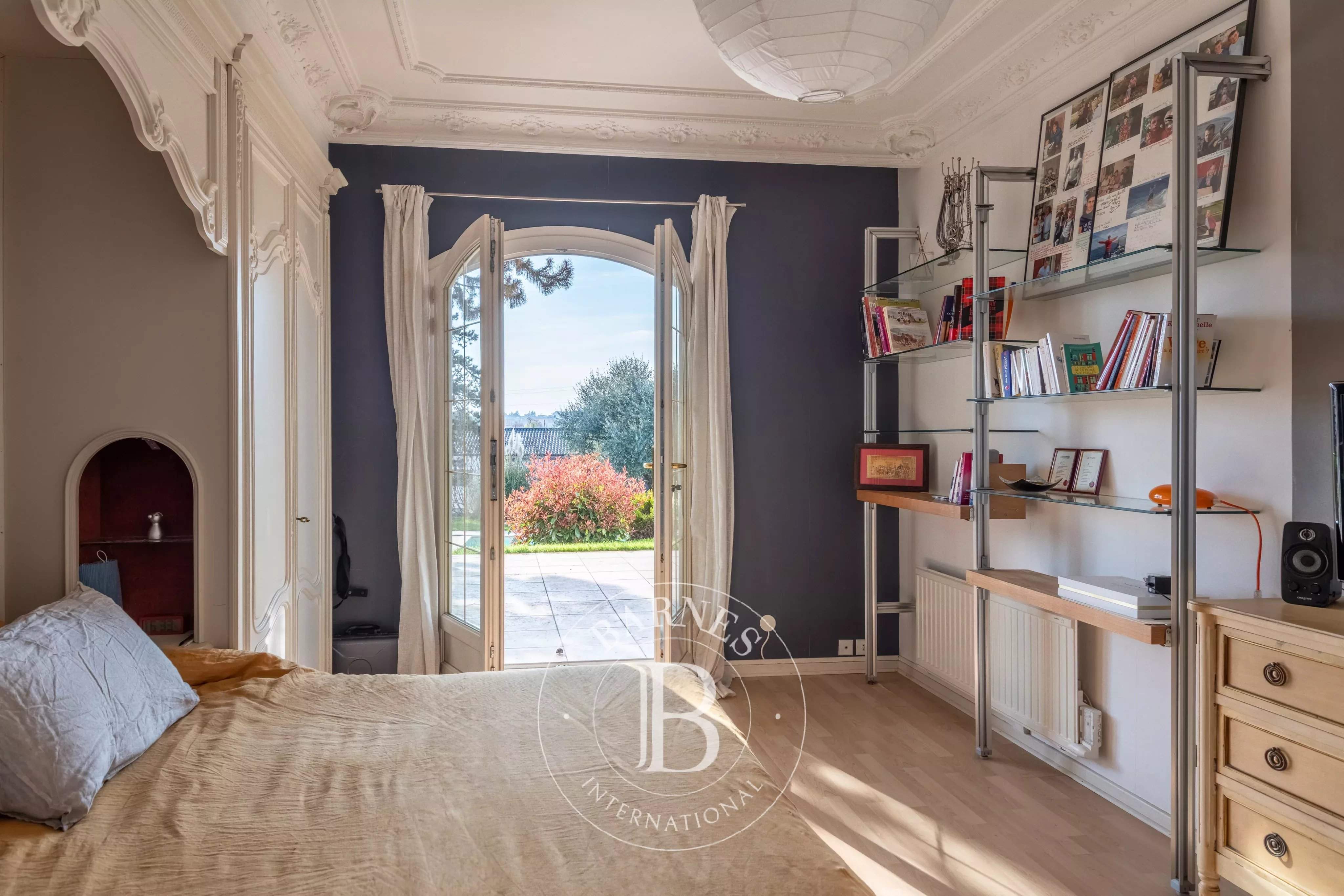 Limonest  - Maison 7 Pi&egrave;ces 4 Chambres - picture 10