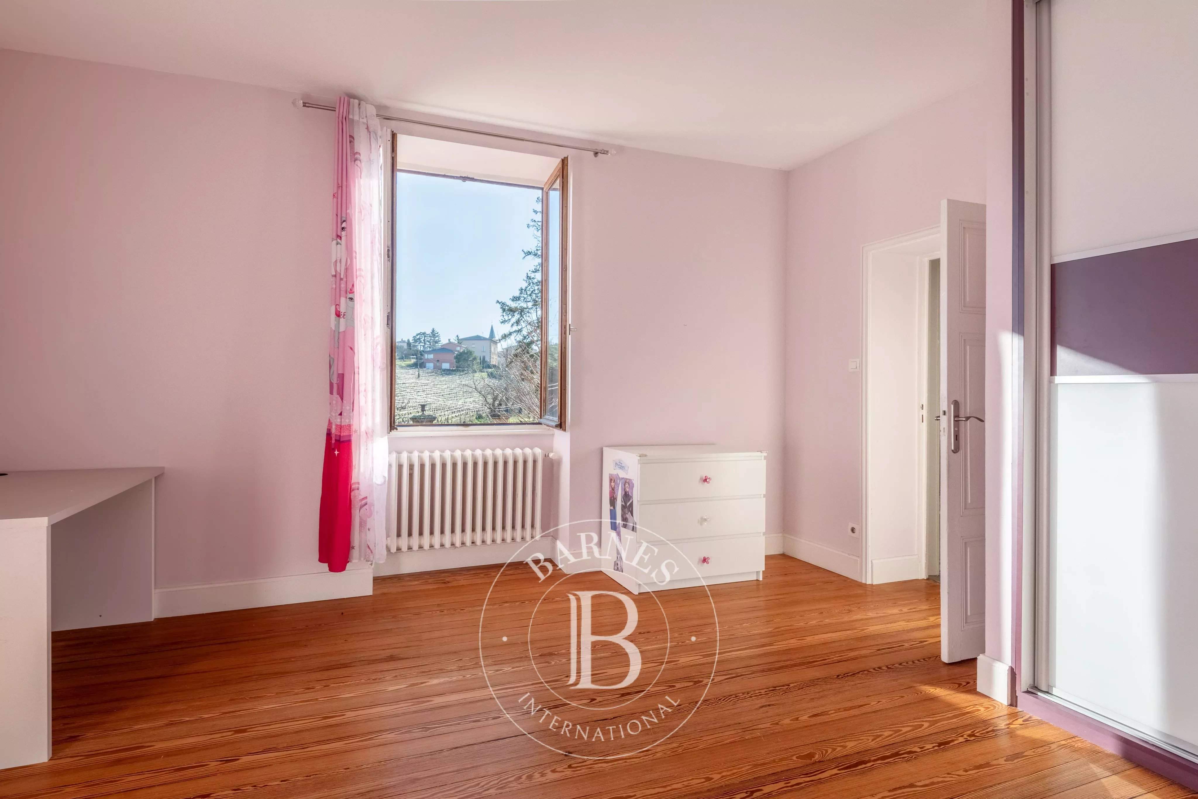 Sarcey  - Maison 7 Pi&egrave;ces 4 Chambres - picture 14