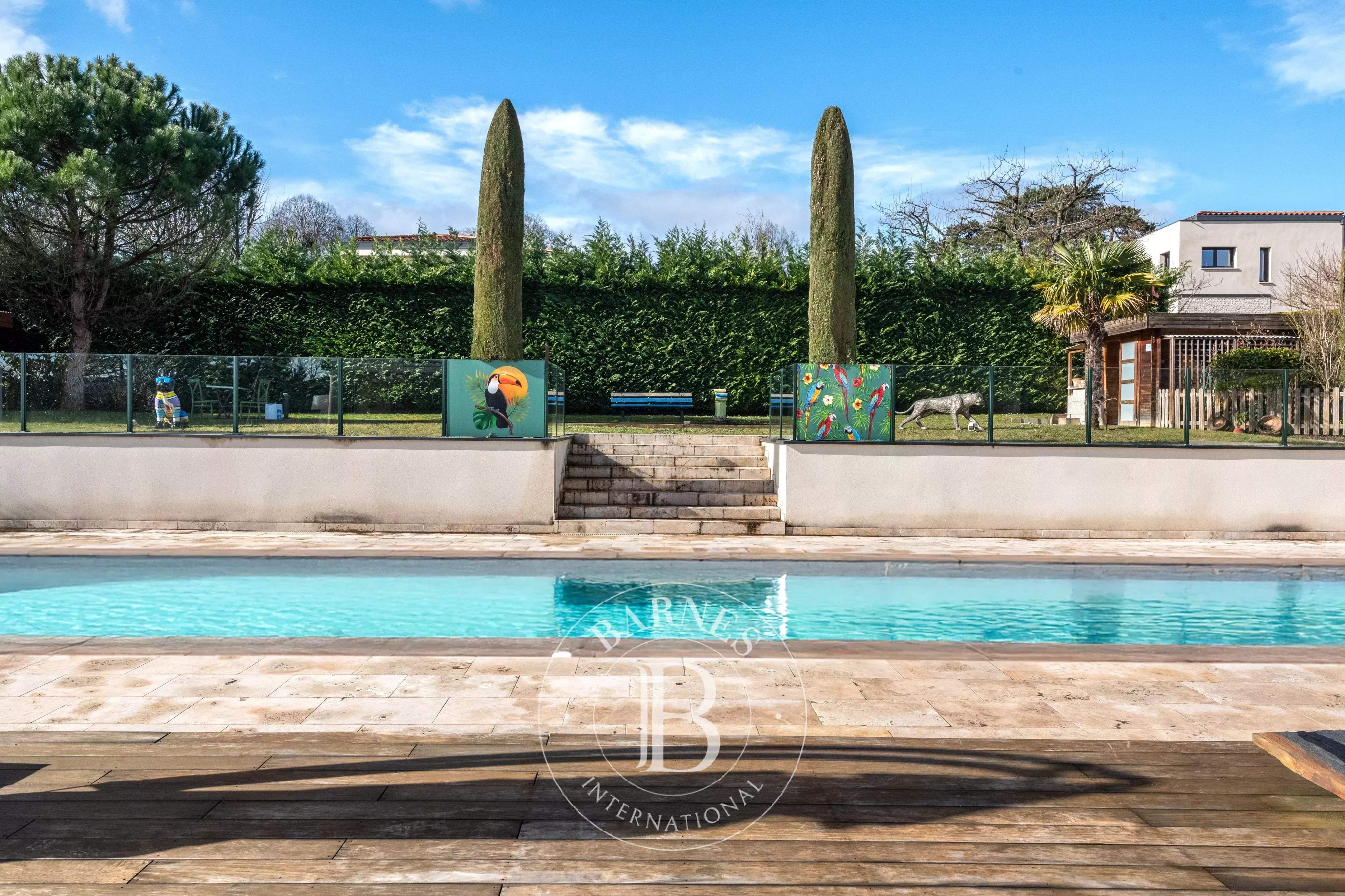 Saint-Cyr-au-Mont-d'Or  - Propriété 6 Pi&egrave;ces 3 Chambres - picture 1