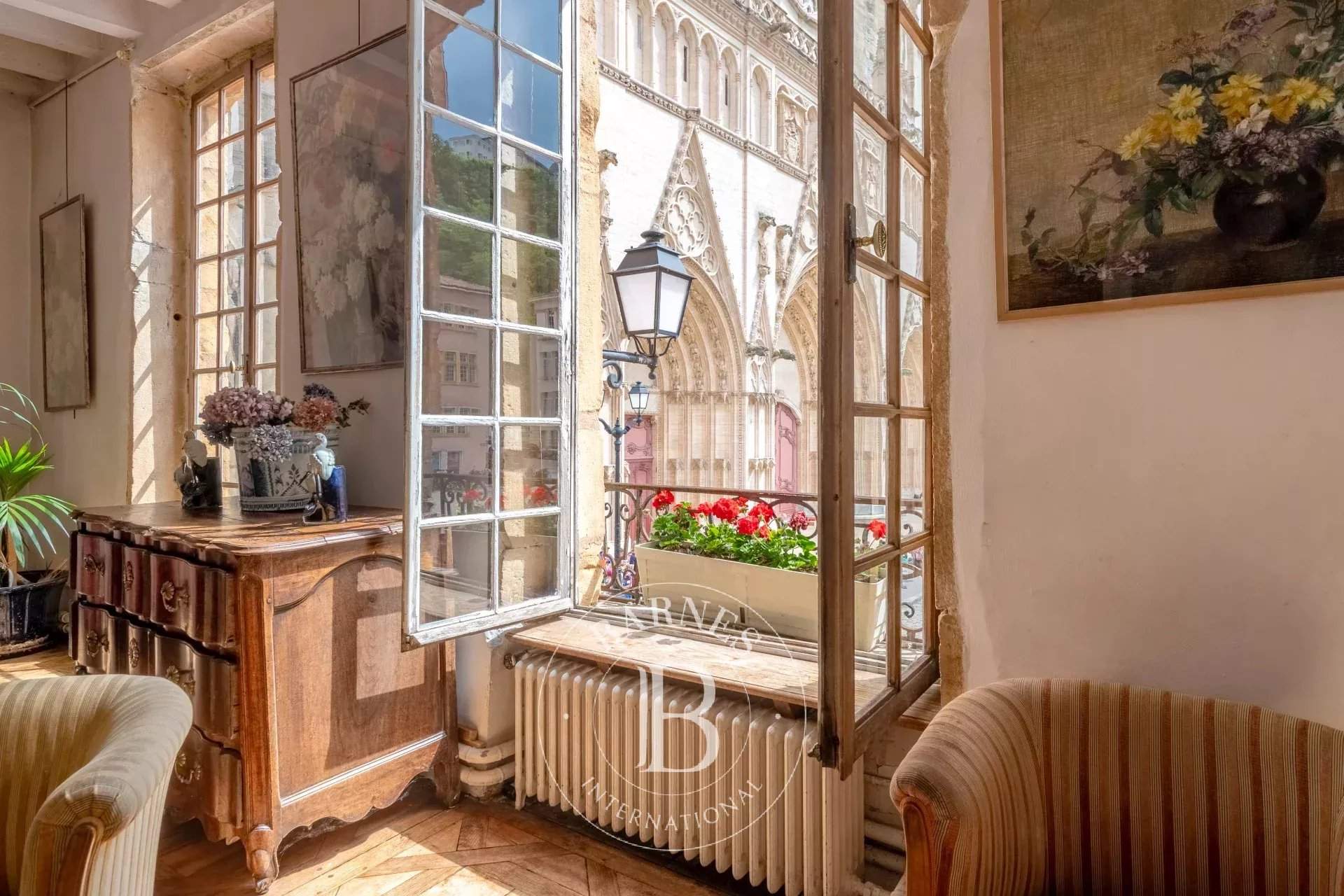 Lyon  - Appartement 7 Pi&egrave;ces 4 Chambres - picture 3