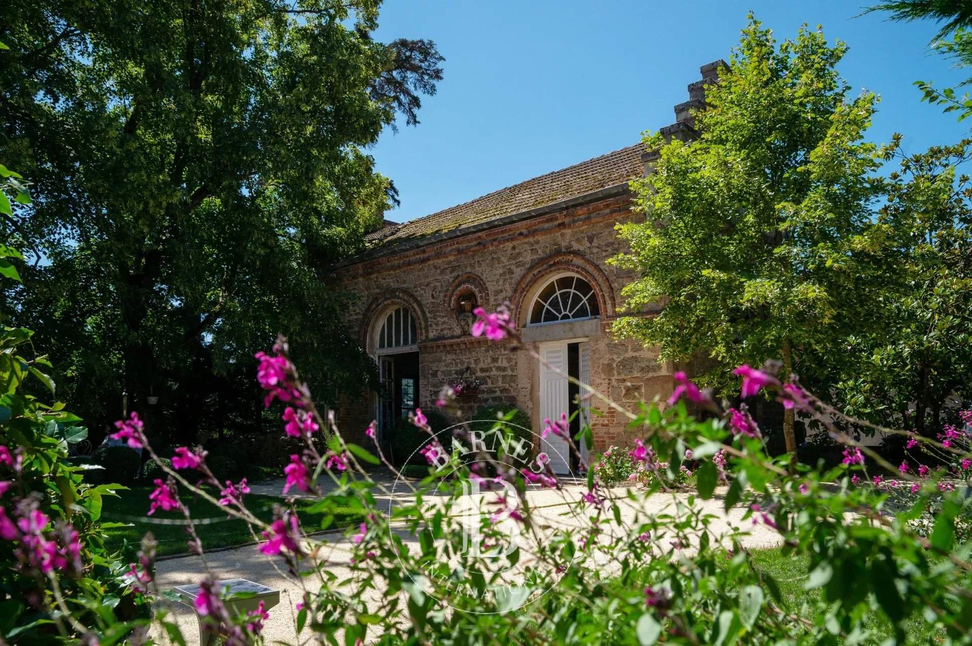 Vaugneray  - Property 7 Bedrooms - picture 5