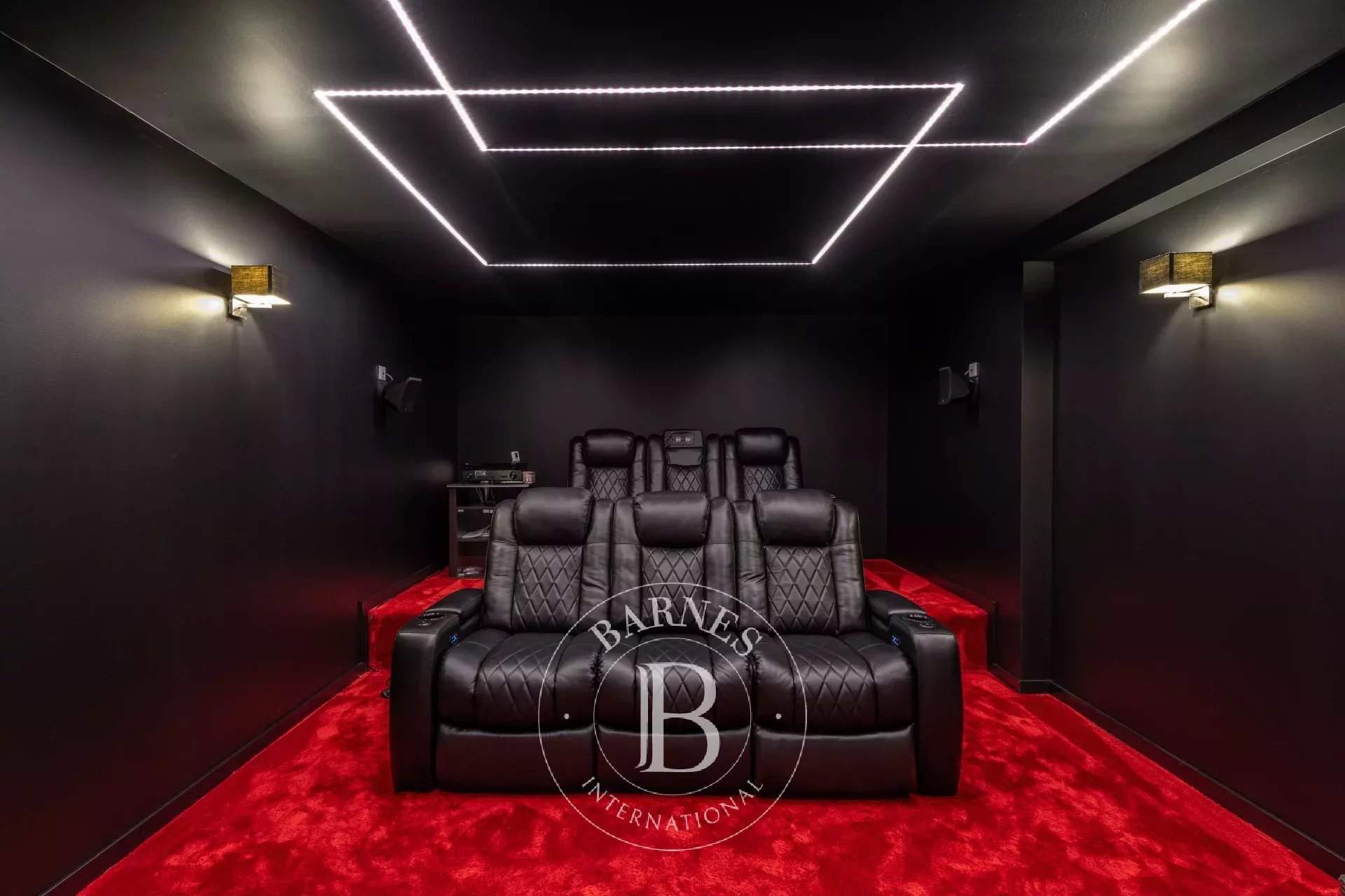 Neyron  - Maison 8 Pi&egrave;ces 4 Chambres - picture 10