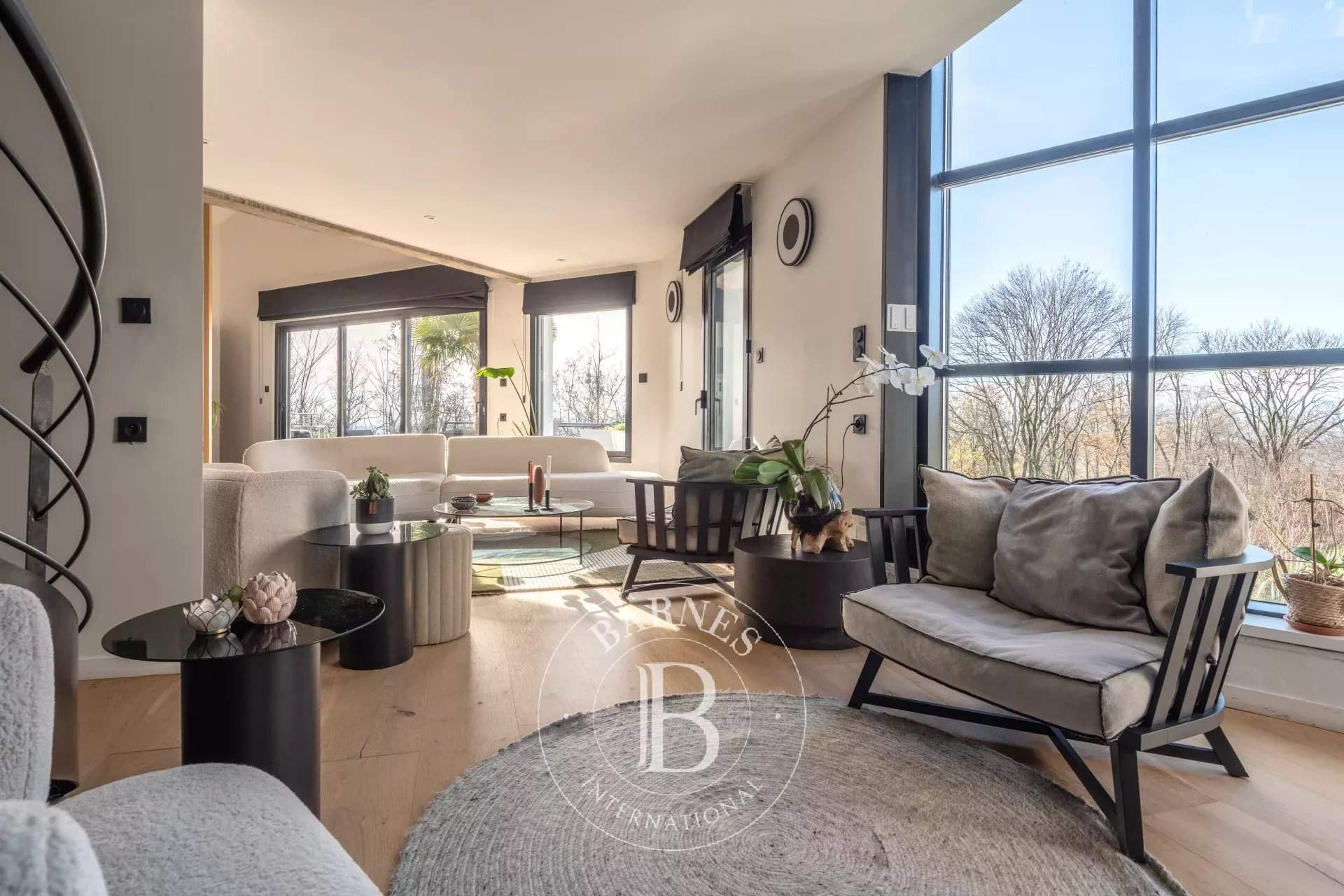 Limonest  - Property 5 Bedrooms - picture 3