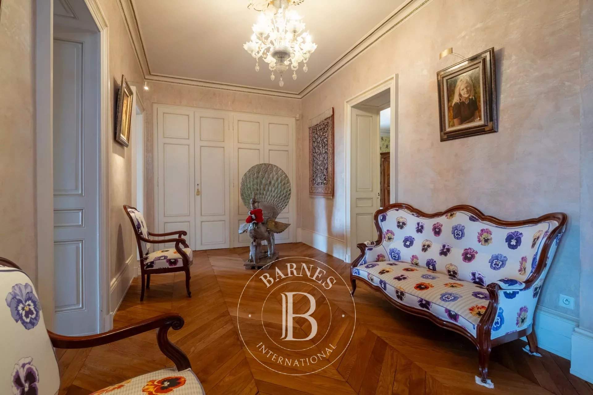 Dommartin  - Propriété 16 Pi&egrave;ces 9 Chambres - picture 7