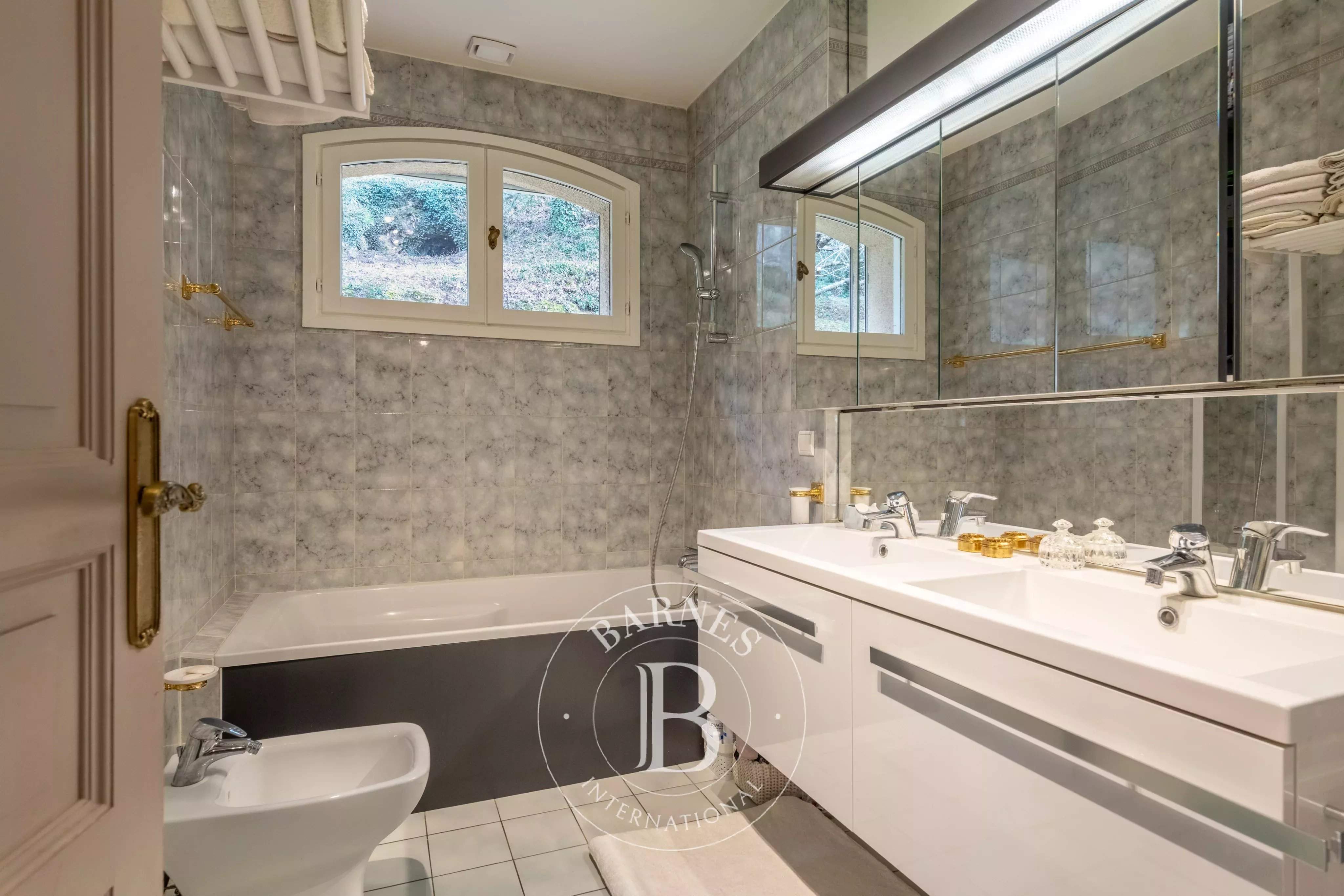 Saint-Didier-au-Mont-d'Or  - Maison 7 Pi&egrave;ces 4 Chambres - picture 8